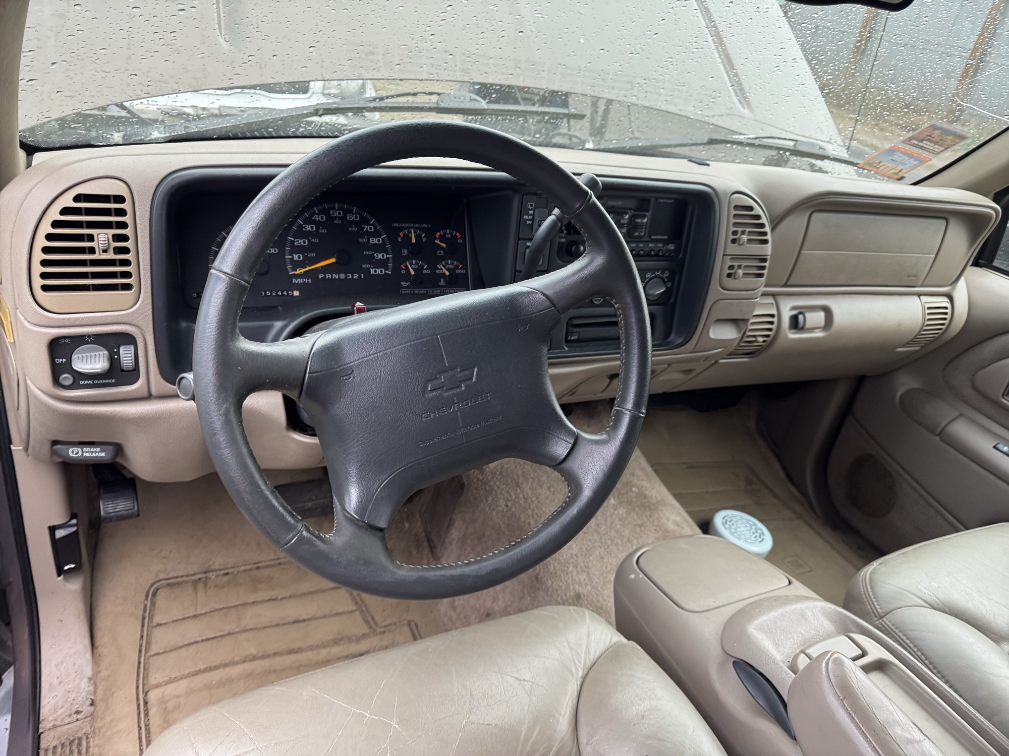 1997 chevrolet suburban k1500-4wd with 152445 miles for sale near Elk River, Minnesota 106866_33_dash_from_driver.jpg