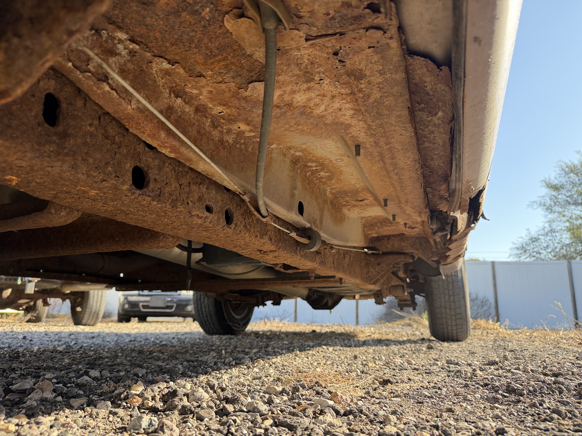 2000 dodge dakota club-cab-2wd with 165164 miles for sale near Elk River, Minnesota 106868_17_undercar_drv_side.jpg