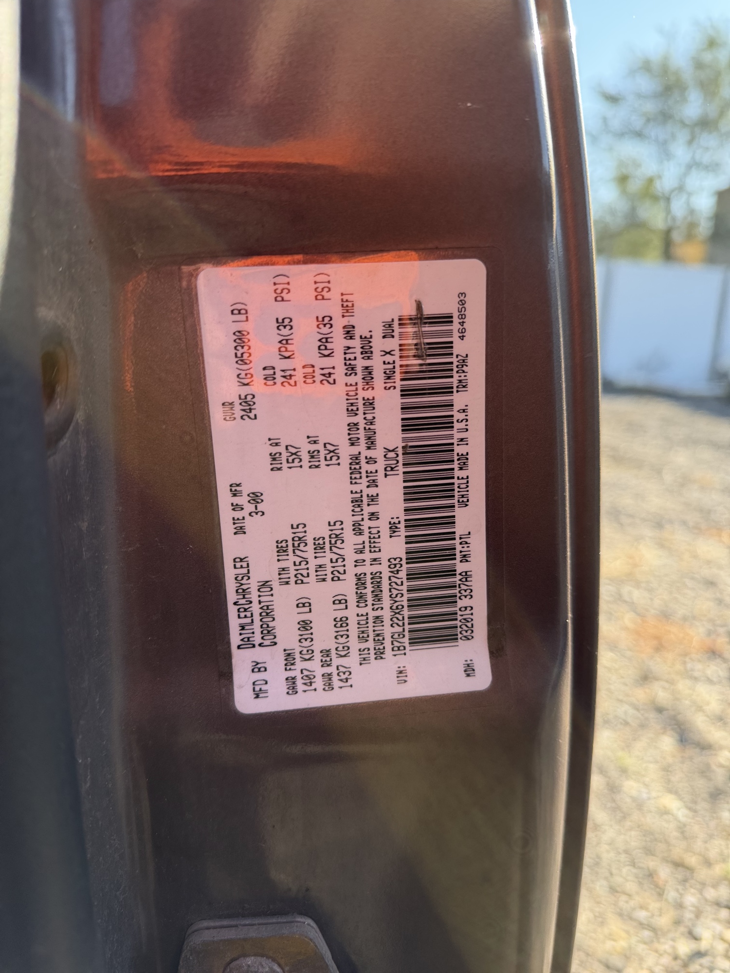 2000 dodge dakota club-cab-2wd with 165164 miles for sale near Elk River, Minnesota 106868_47_door_vin_sticker.jpg