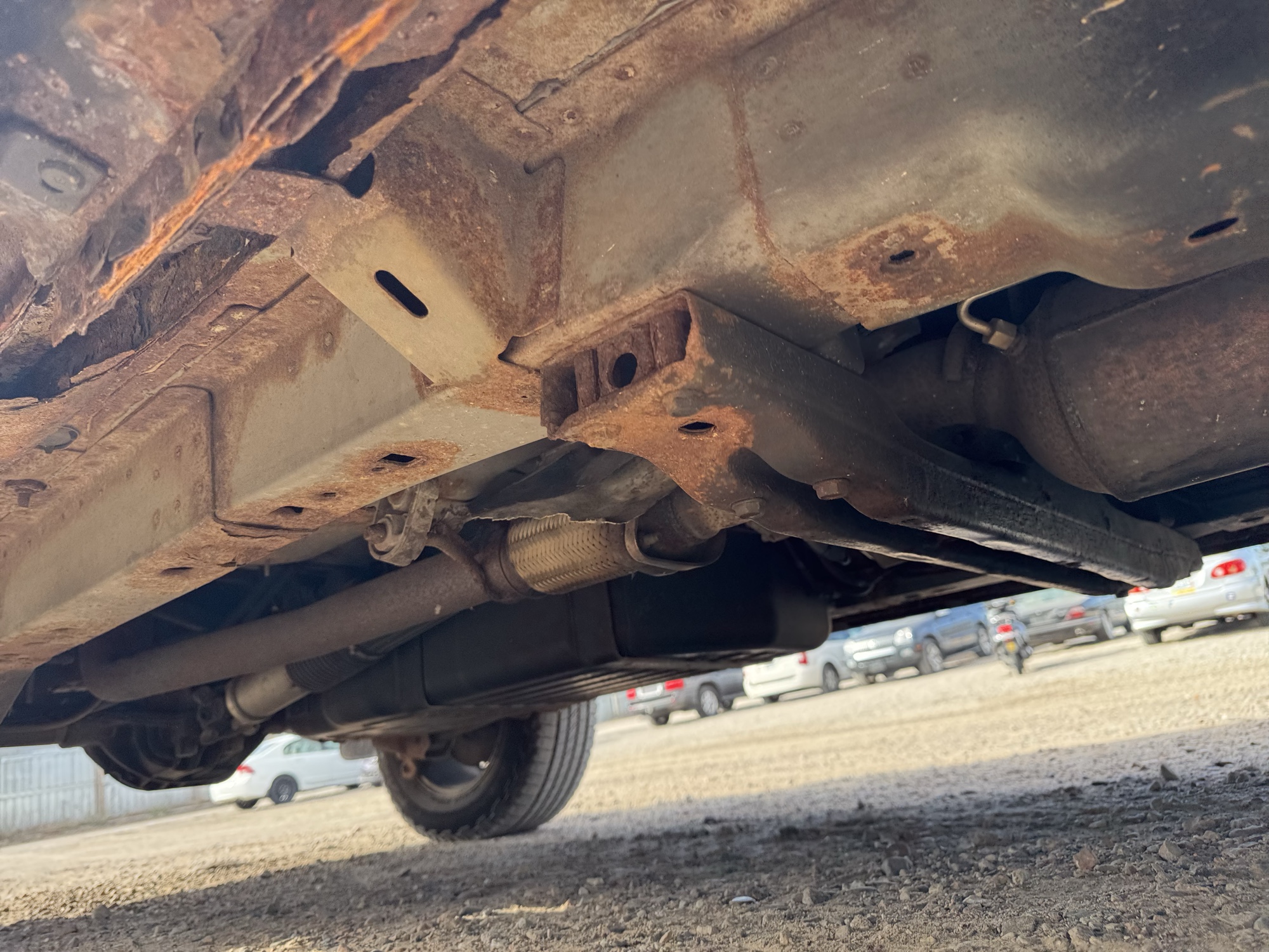 2007 jeep grand-cherokee limited-4wd with 162999 miles for sale near Elk River, Minnesota 106870_21_undercar_pass_side.jpg