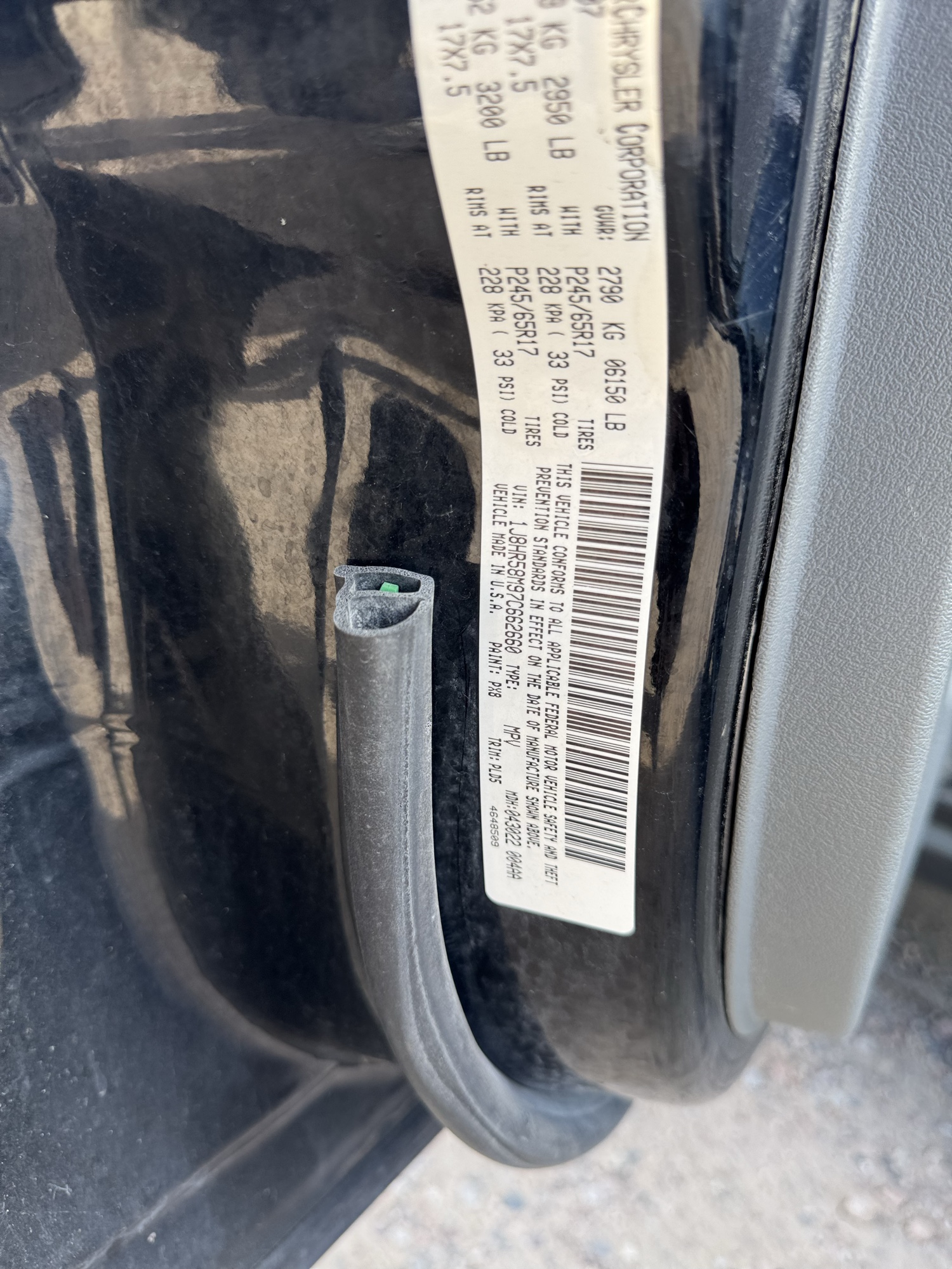 2007 jeep grand-cherokee limited-4wd with 162999 miles for sale near Elk River, Minnesota 106870_47_door_vin_sticker.jpg