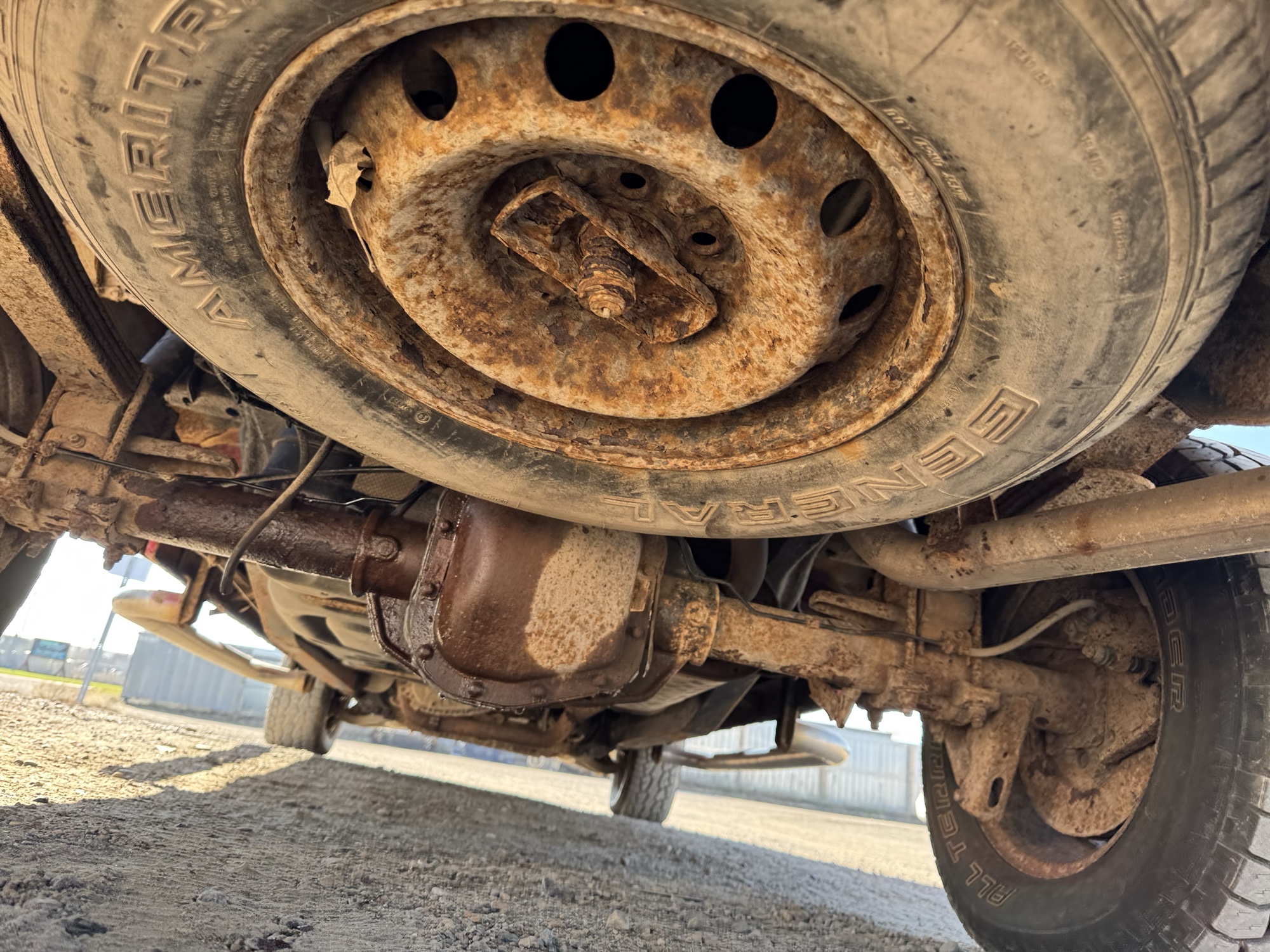 2005 ford f-150 fx4-supercab-4wd with 132299 miles for sale near Elk River, Minnesota 106871_27_spare_tire.jpg