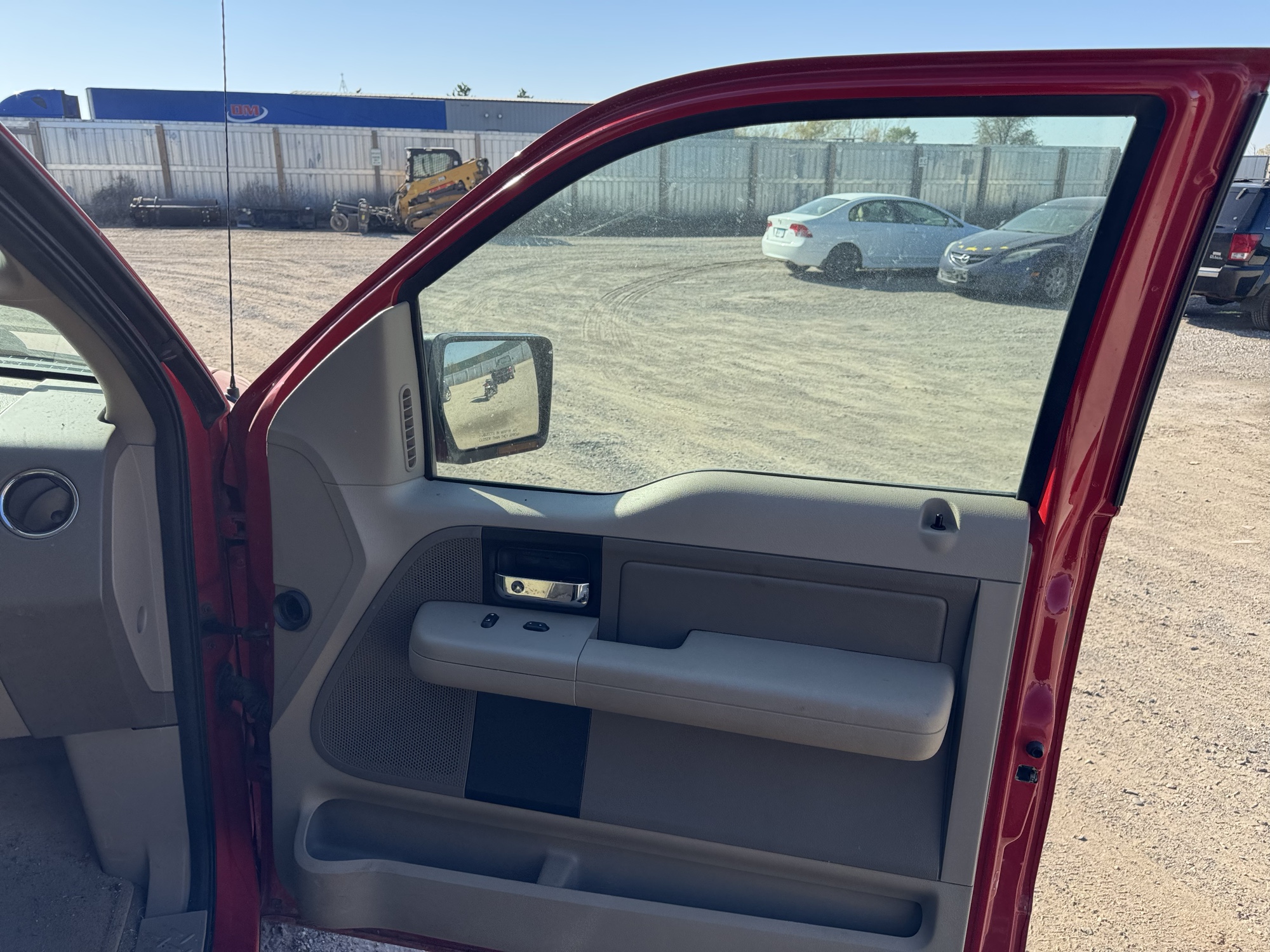 2005 ford f-150 fx4-supercab-4wd with 132299 miles for sale near Elk River, Minnesota 106871_32_passenger_door_panel.jpg