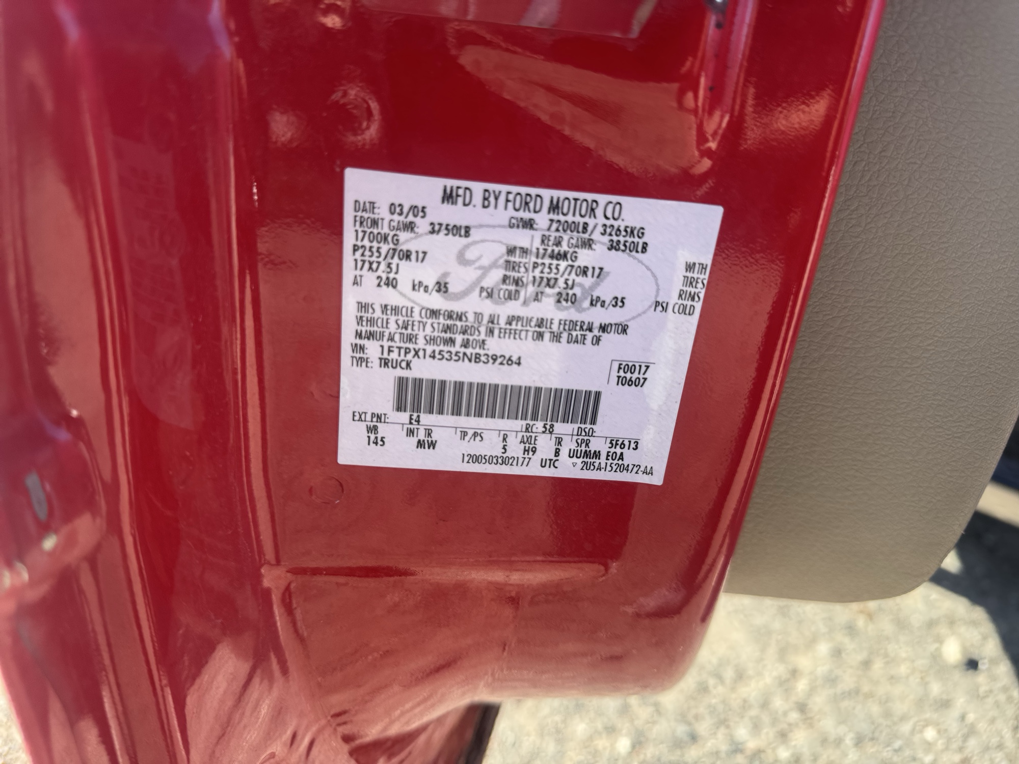 2005 ford f-150 fx4-supercab-4wd with 132299 miles for sale near Elk River, Minnesota 106871_47_door_vin_sticker.jpg