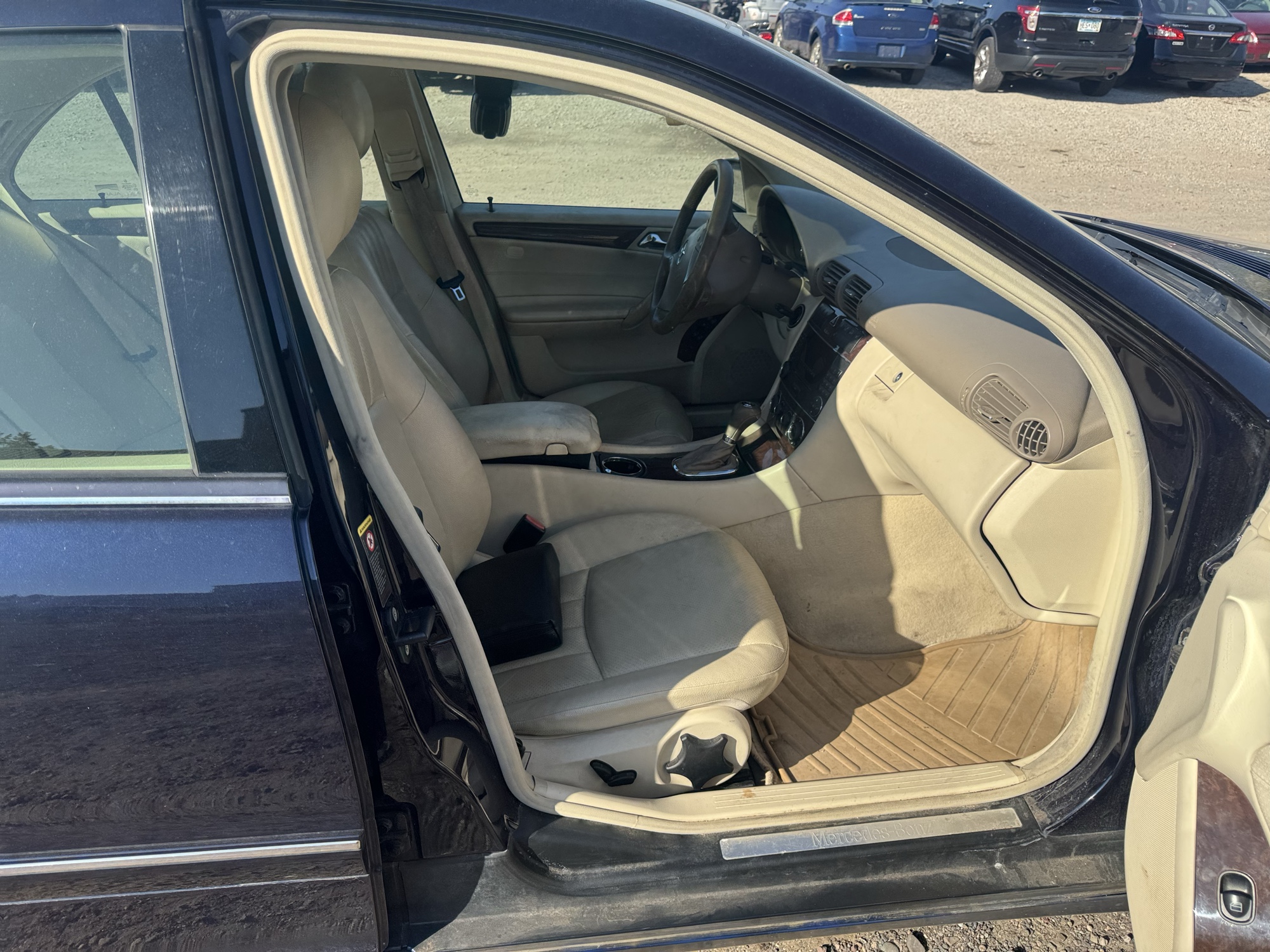2005 mercedes-benz c-class c240-luxury-sedan with 163981 miles for sale near Elk River, Minnesota 106874_31_passenger_seat.jpg
