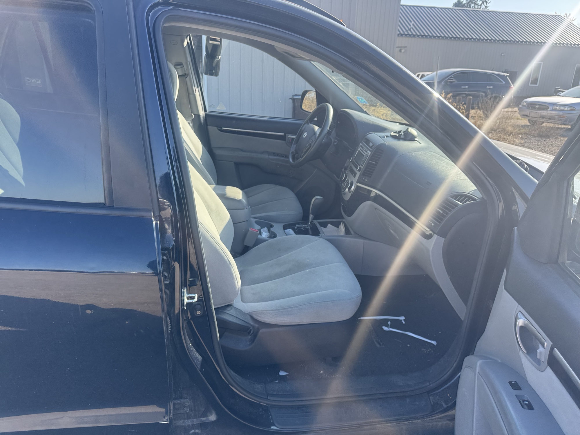 2009 hyundai santa-fe gls-awd with 215044 miles for sale near Elk River, Minnesota 106876_31_passenger_seat.jpg