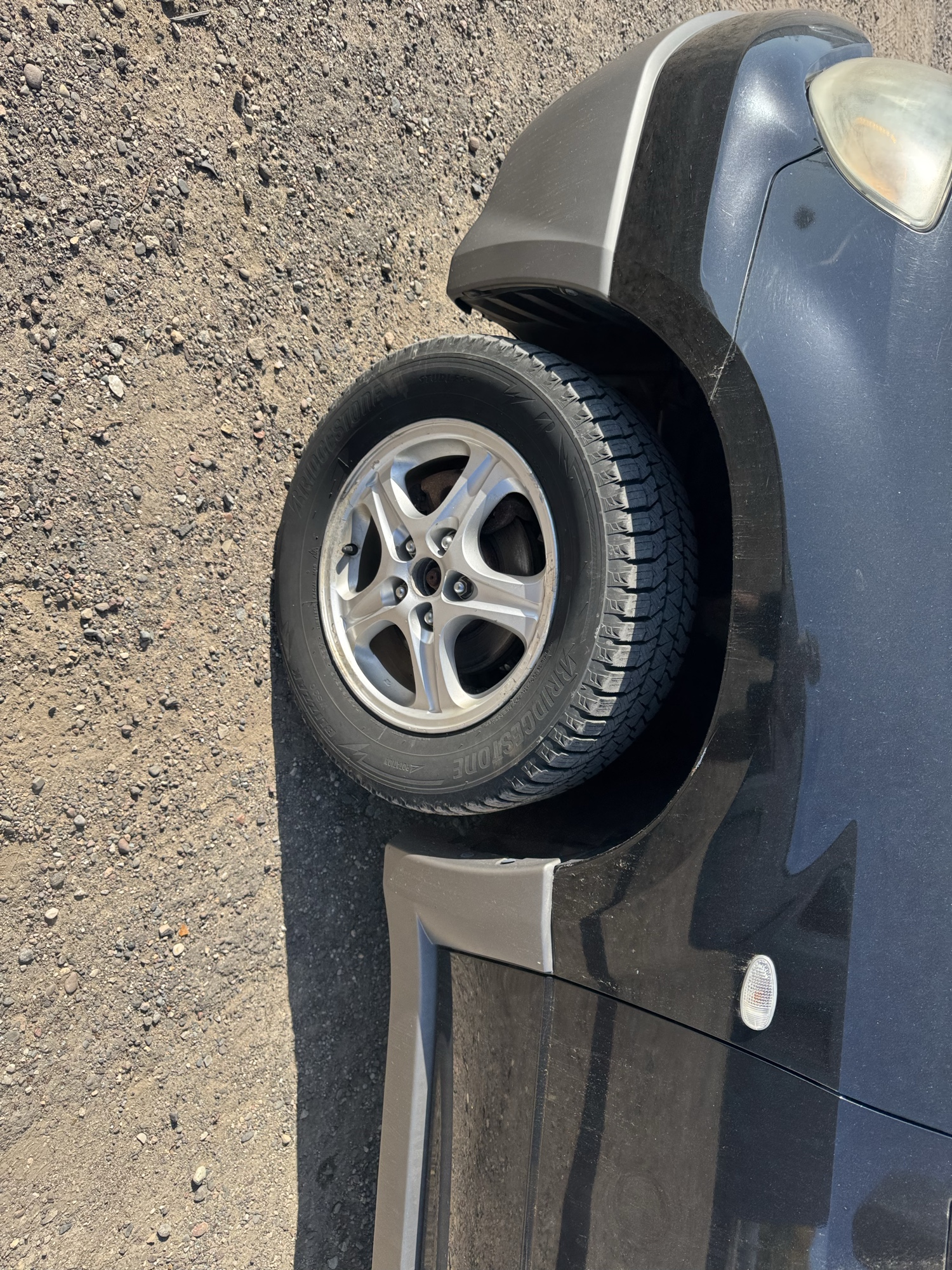 2003 mitsubishi outlander ls-2wd with 119005 miles for sale near Elk River, Minnesota 106879_12_drv_front_wheel.jpg