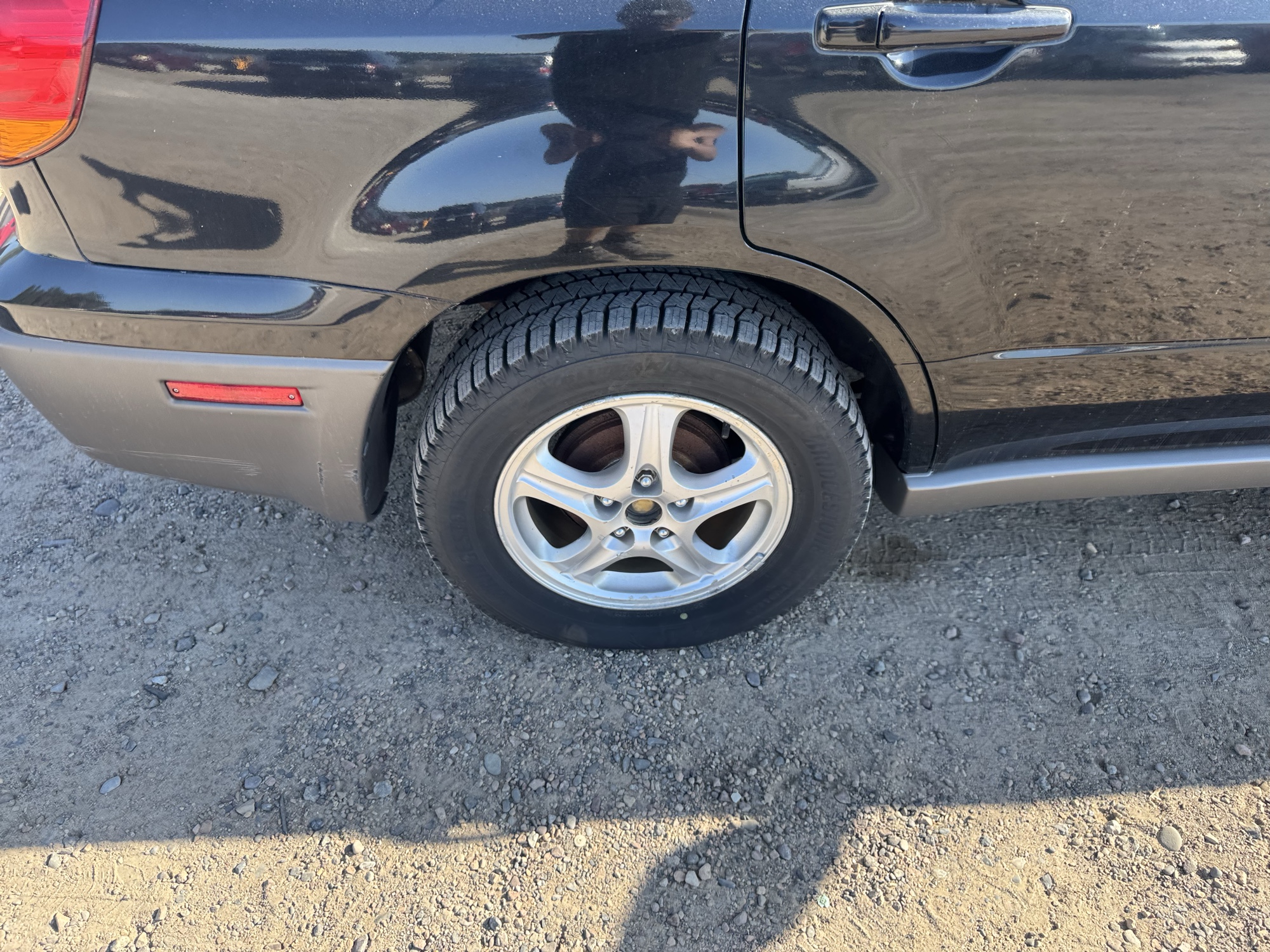 2003 mitsubishi outlander ls-2wd with 119005 miles for sale near Elk River, Minnesota 106879_14_rear_pass_wheel.jpg