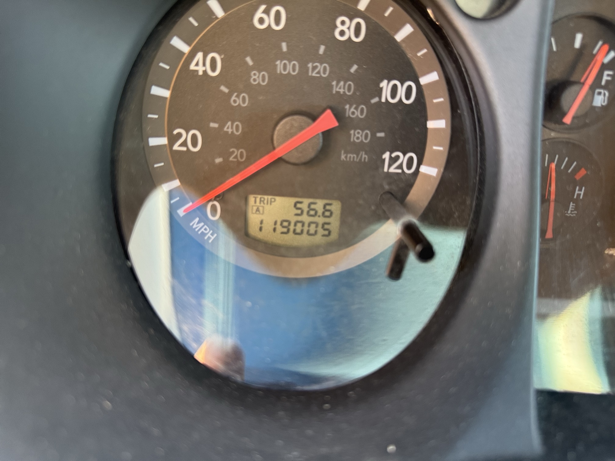 2003 mitsubishi outlander ls-2wd with 119005 miles for sale near Elk River, Minnesota 106879_44_mileage_closeup.jpg