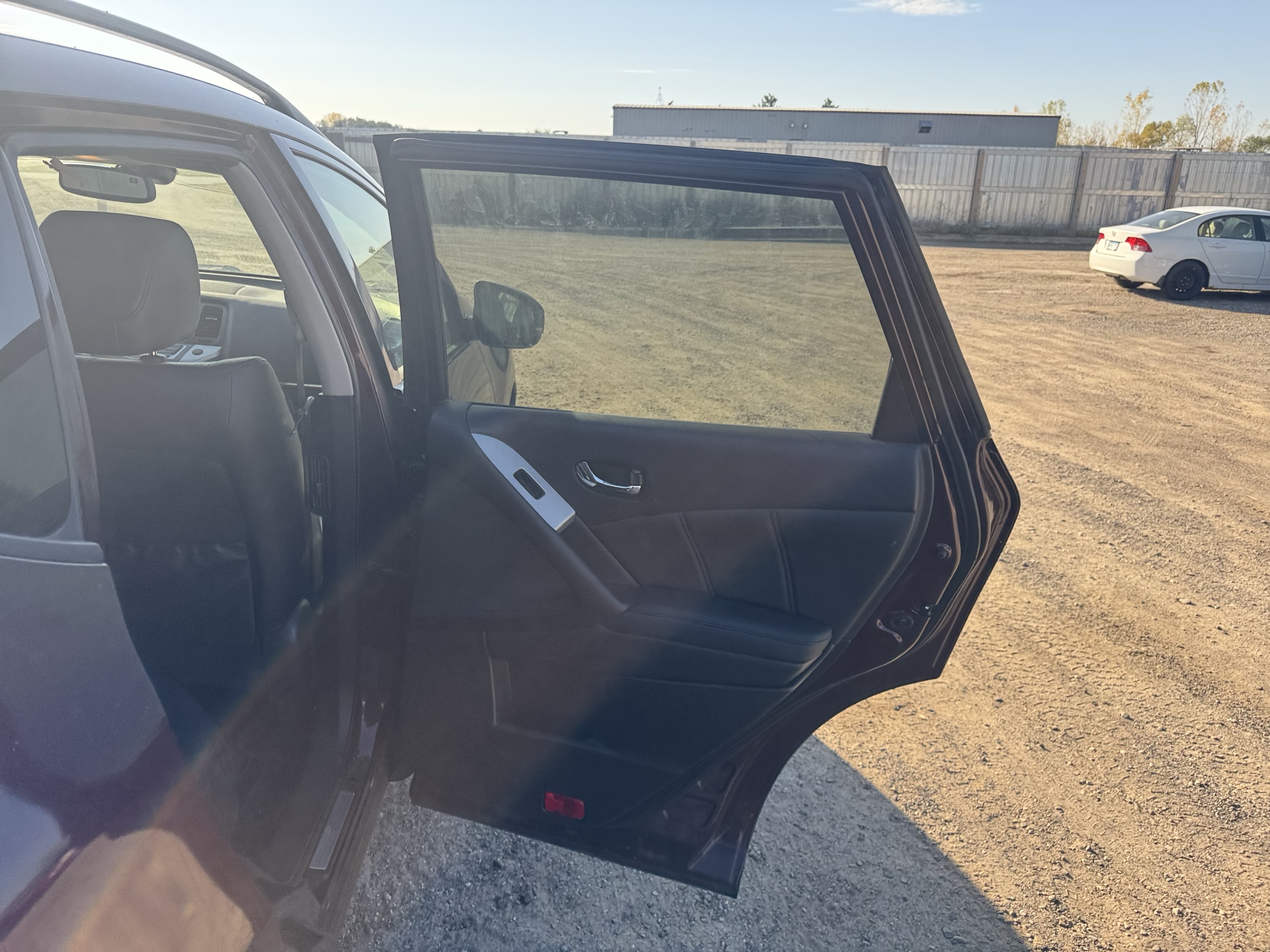 2014 nissan murano sl-awd with 109166 miles for sale near Elk River, Minnesota 106880_30_pass_rear_door_panel.jpg