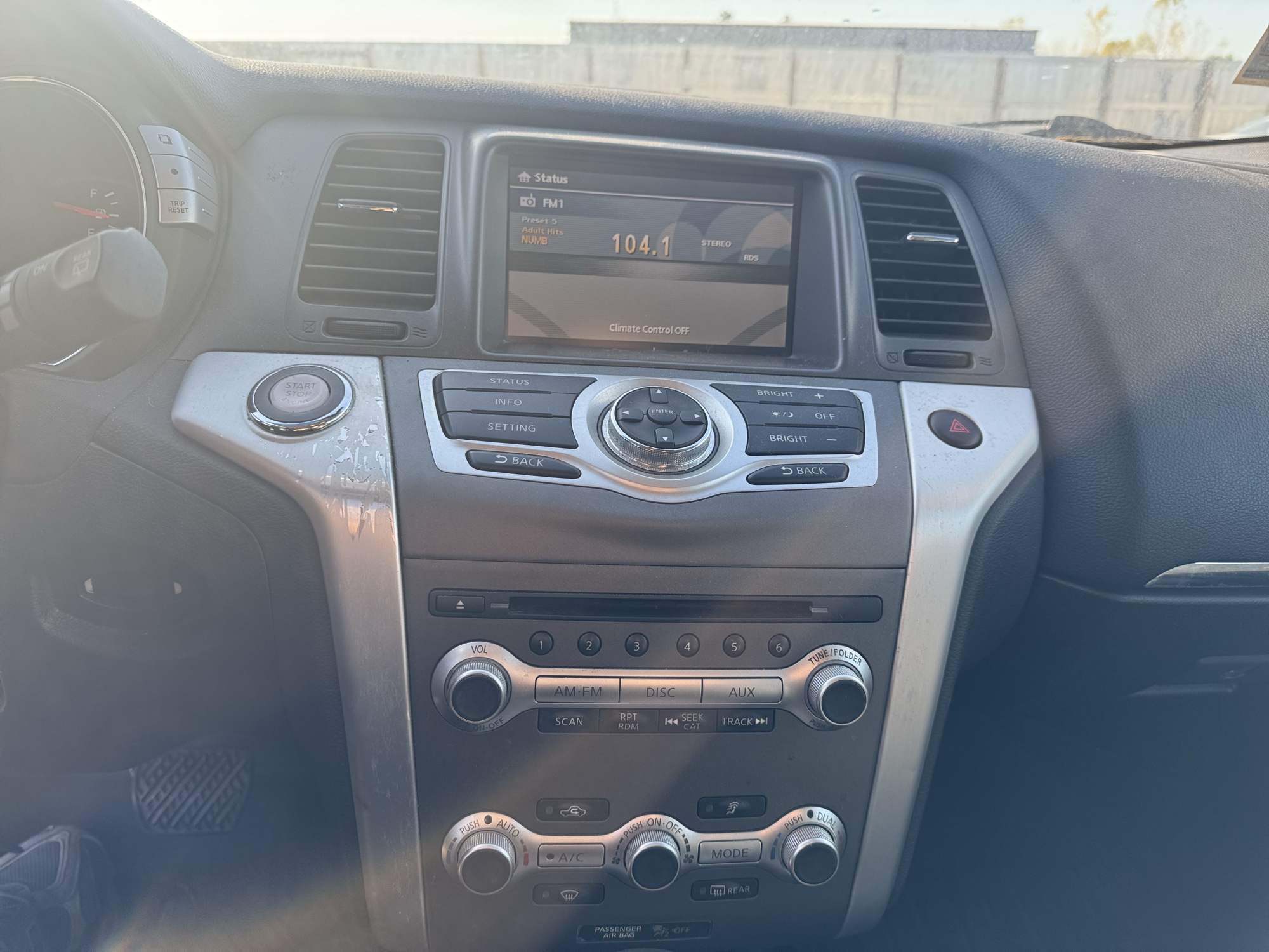 2014 nissan murano sl-awd with 109166 miles for sale near Elk River, Minnesota 106880_39_radio_closeup.jpg