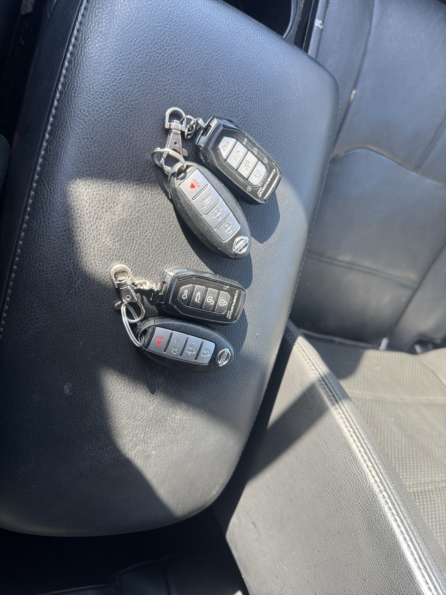 2014 nissan murano sl-awd with 109166 miles for sale near Elk River, Minnesota 106880_51_keys.jpg