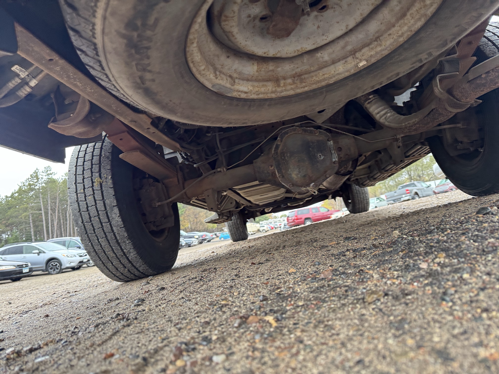 2002 ford econoline e350-extended with 237384 miles for sale near Elk River, Minnesota 106881_19_undercar_rear.jpg