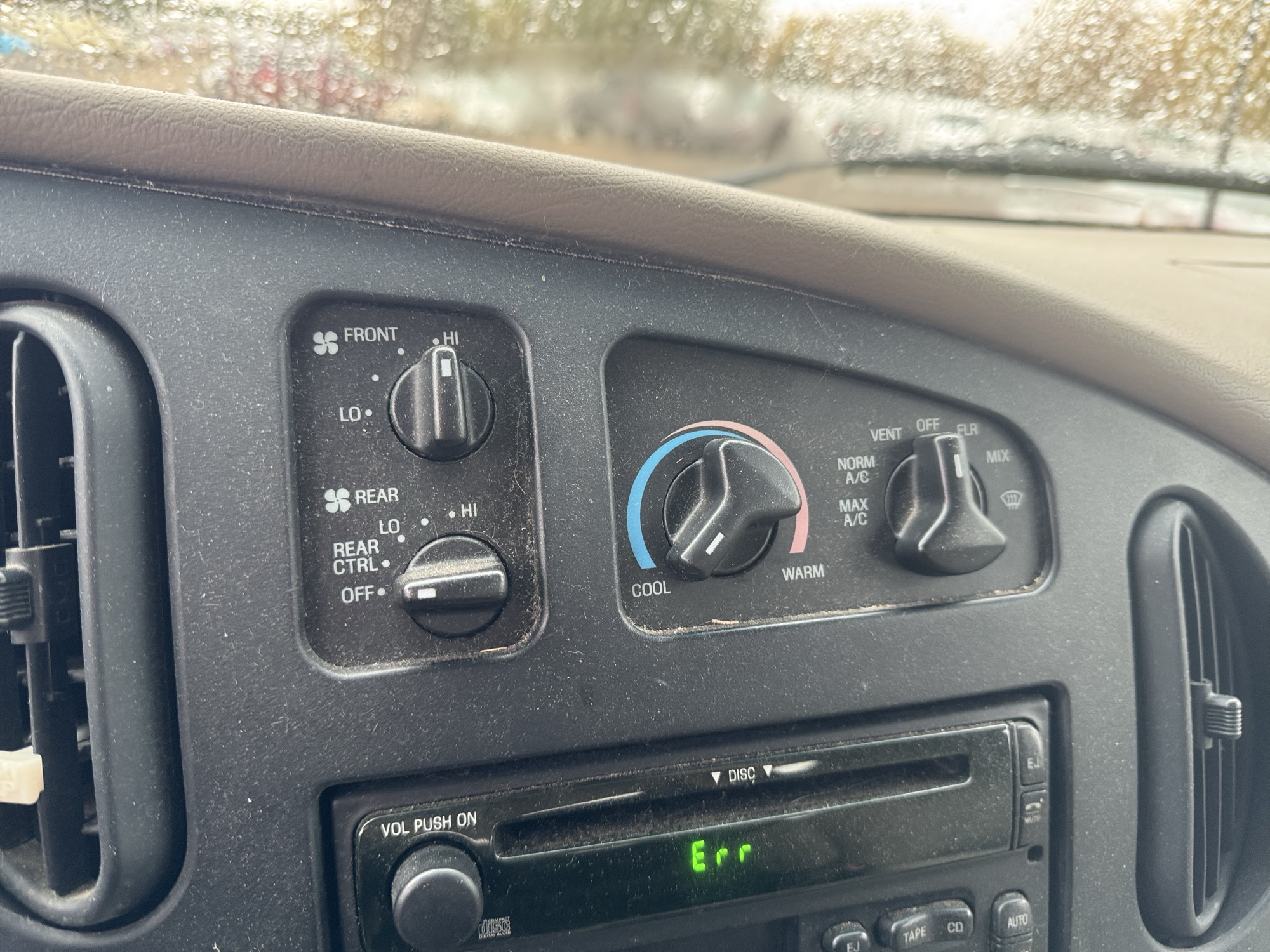 2002 ford econoline e350-extended with 237384 miles for sale near Elk River, Minnesota 106881_40_climate_control.jpg