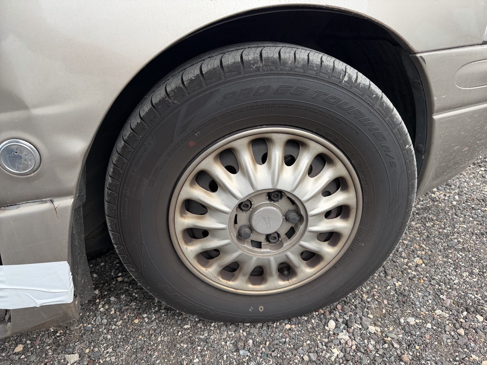 2004 buick lesabre custom with 468876 miles for sale near Elk River, Minnesota 106883_15_front_pass_wheel.jpg