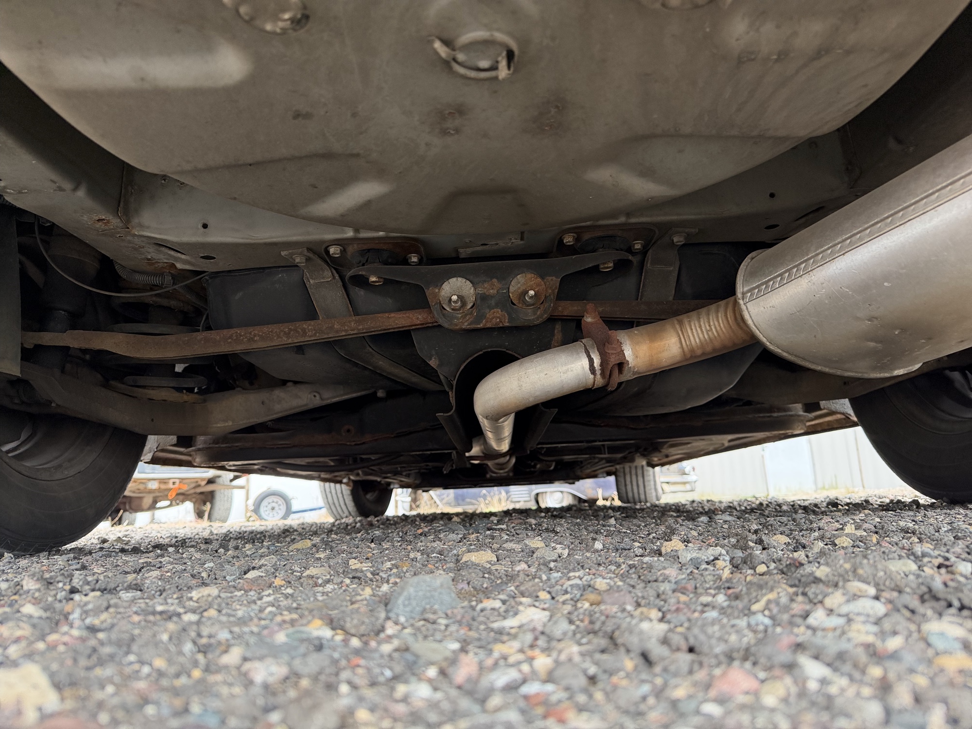 2004 buick lesabre custom with 468876 miles for sale near Elk River, Minnesota 106883_19_undercar_rear.jpg