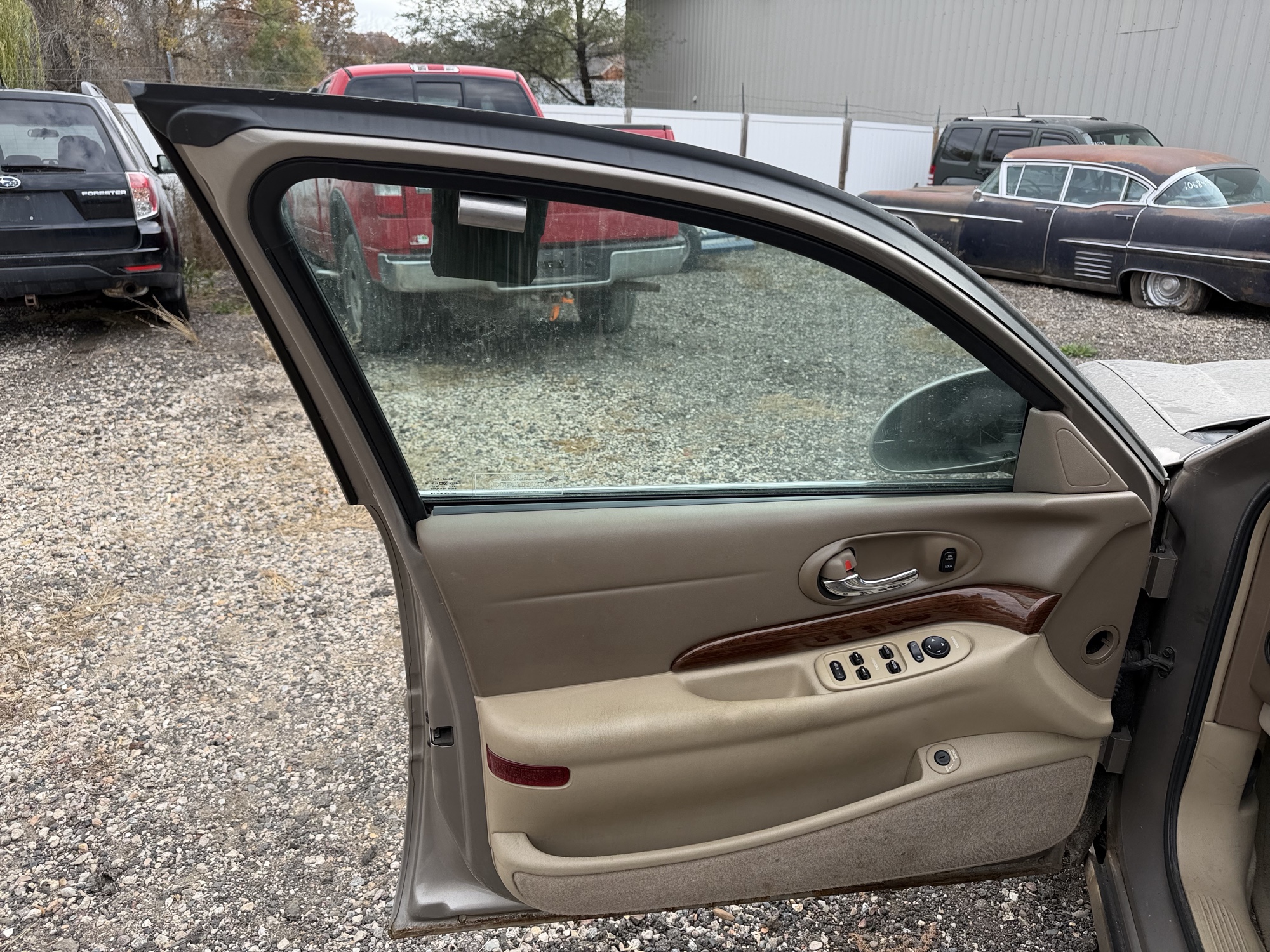2004 buick lesabre custom with 468876 miles for sale near Elk River, Minnesota 106883_23_driver_door_panel.jpg
