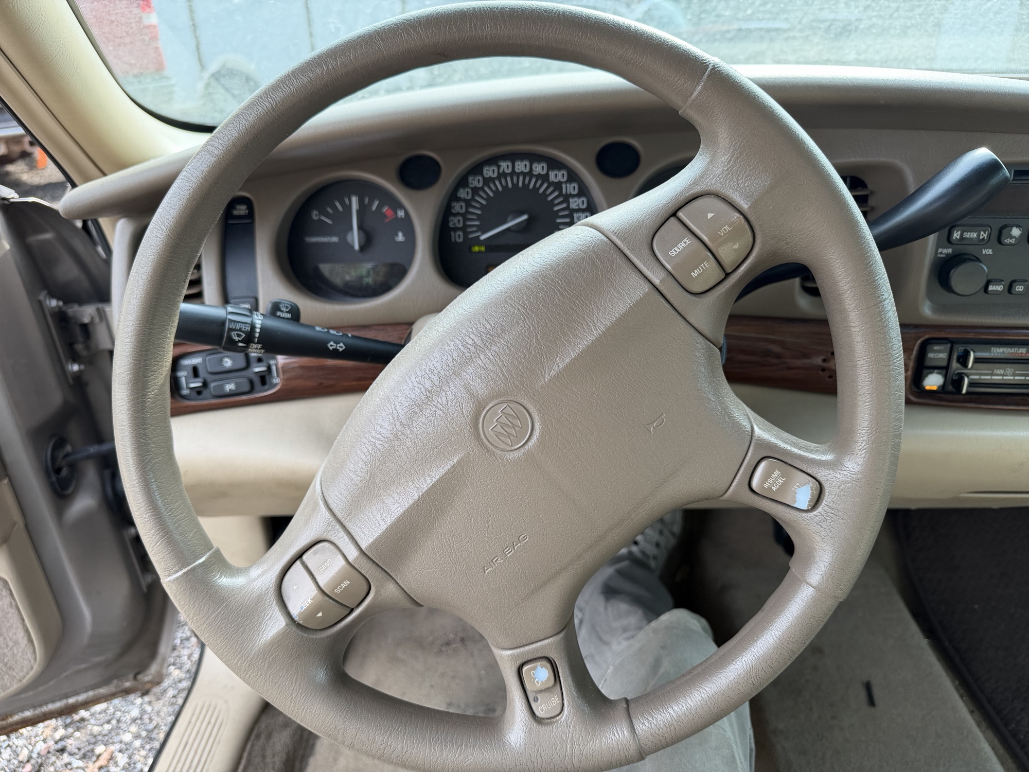 2004 buick lesabre custom with 468876 miles for sale near Elk River, Minnesota 106883_36_steering_wheel.jpg