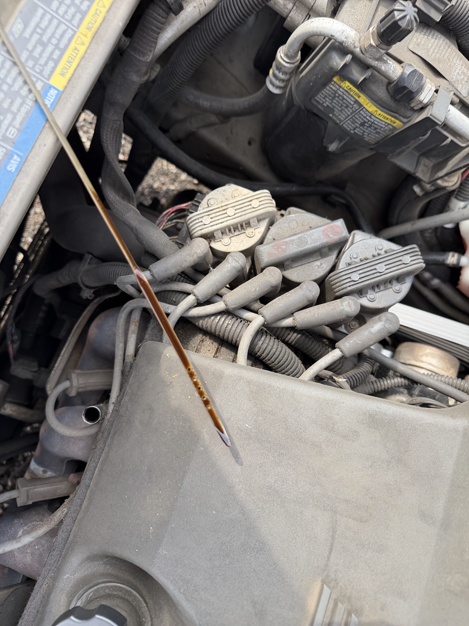 2004 buick lesabre custom with 468876 miles for sale near Elk River, Minnesota 106883_50_oil_dipstick.jpg