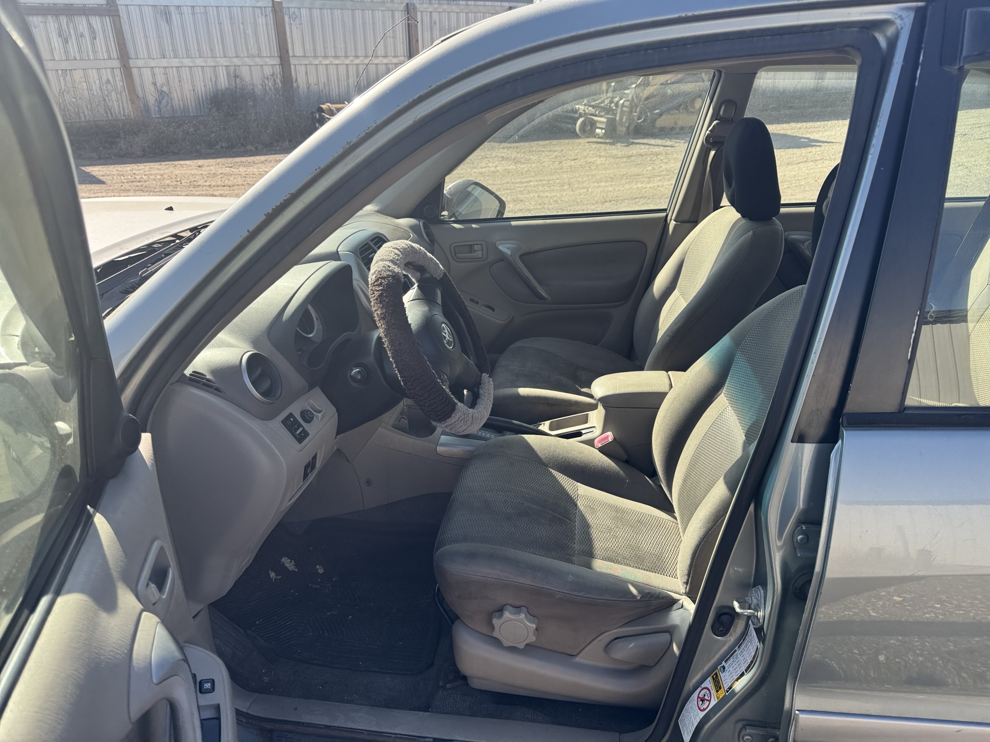 2005 toyota rav4 2wd with 204715 miles for sale near Elk River, Minnesota 106884_22_driver_seat.jpg