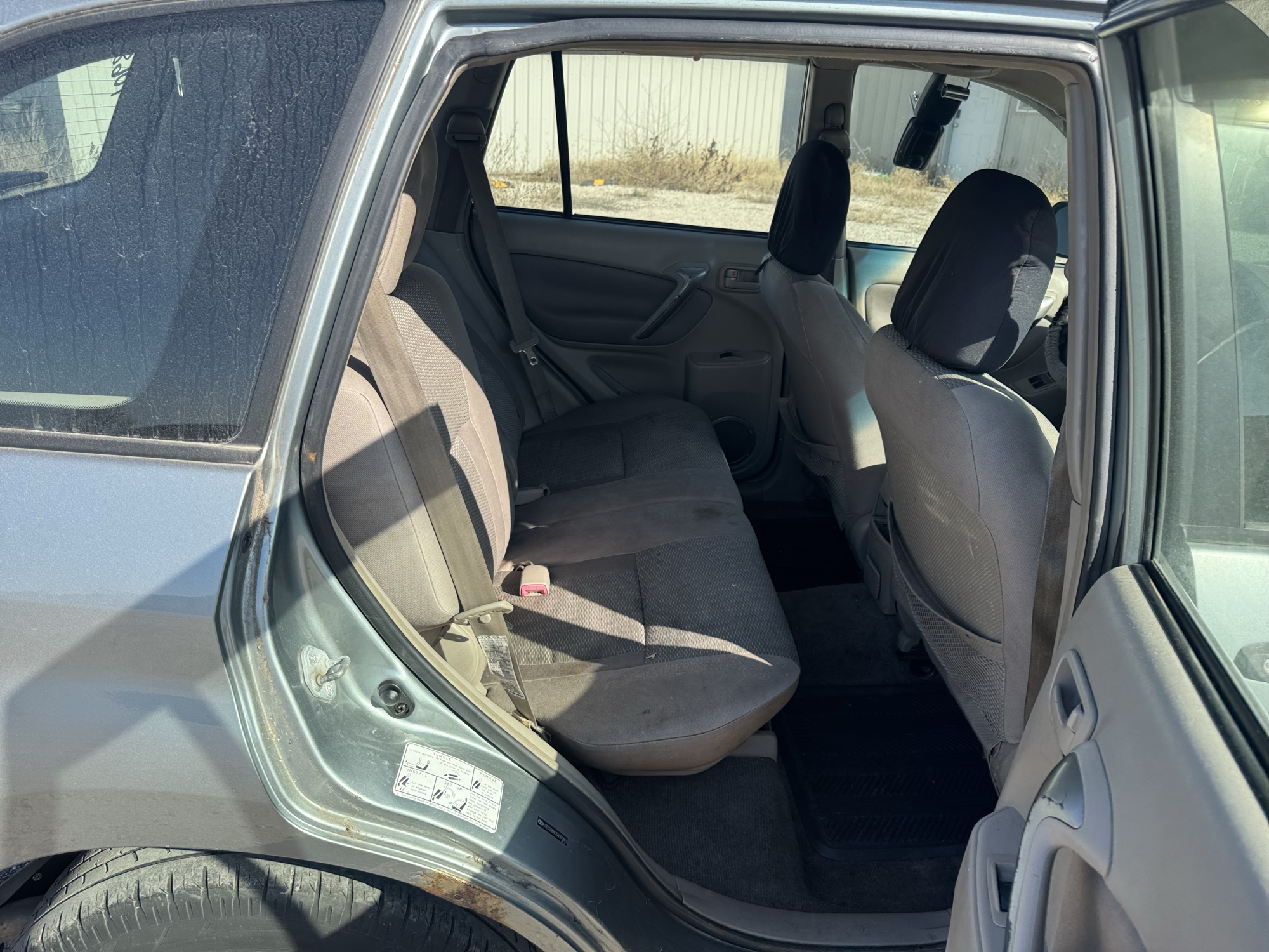 2005 toyota rav4 2wd with 204715 miles for sale near Elk River, Minnesota 106884_28_pass_rear_seat.jpg