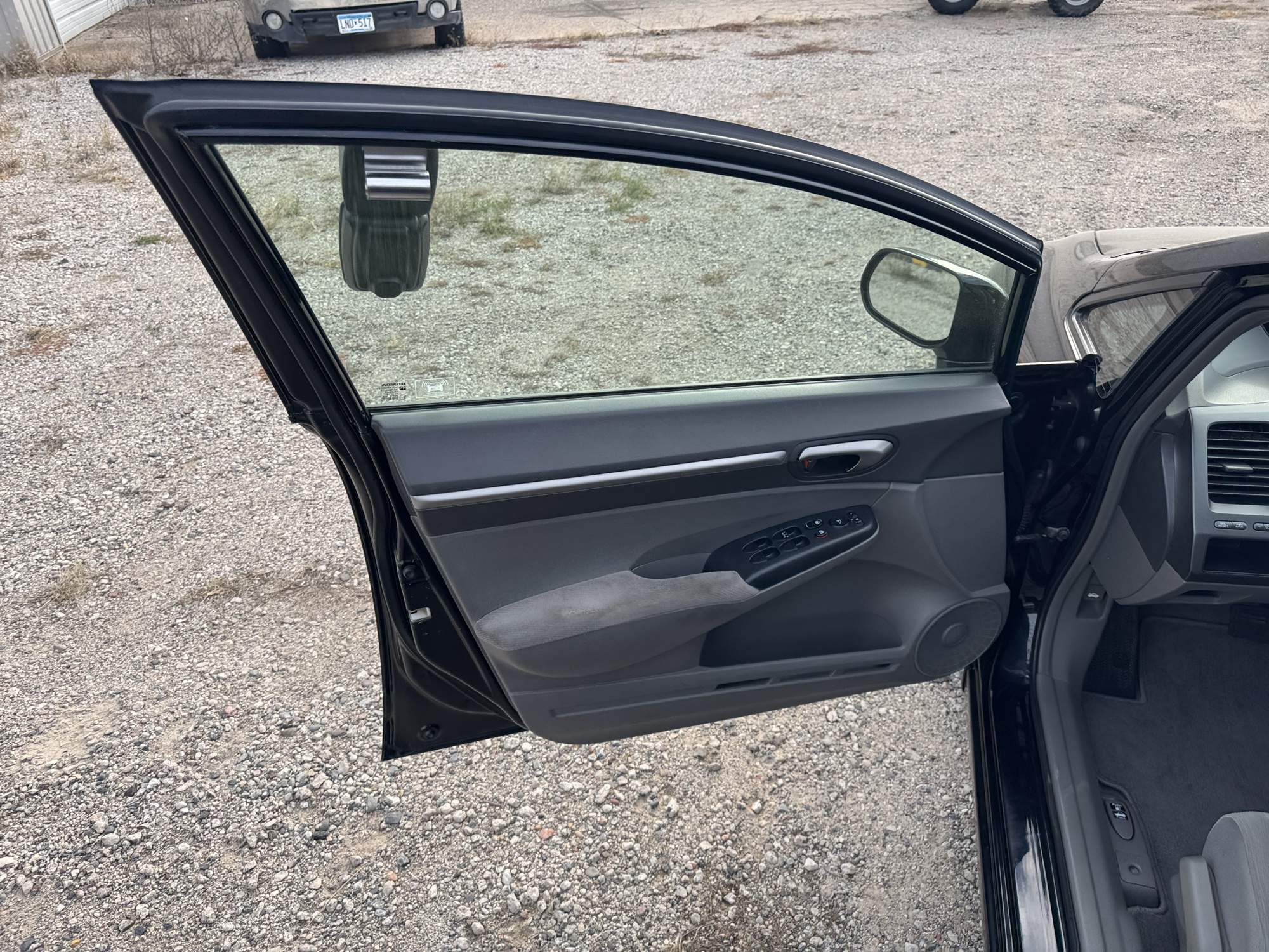 2007 honda civic ex-sedan-at with 235041 miles for sale near Elk River, Minnesota 106885_23_driver_door_panel.jpg