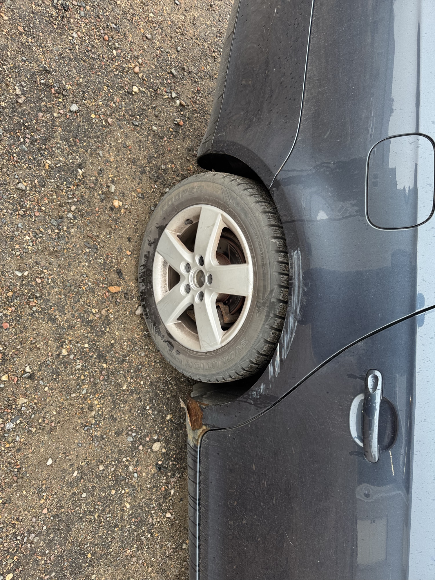 2008 volkswagen jetta se with 201453 miles for sale near Elk River, Minnesota 106886_14_rear_pass_wheel.jpg