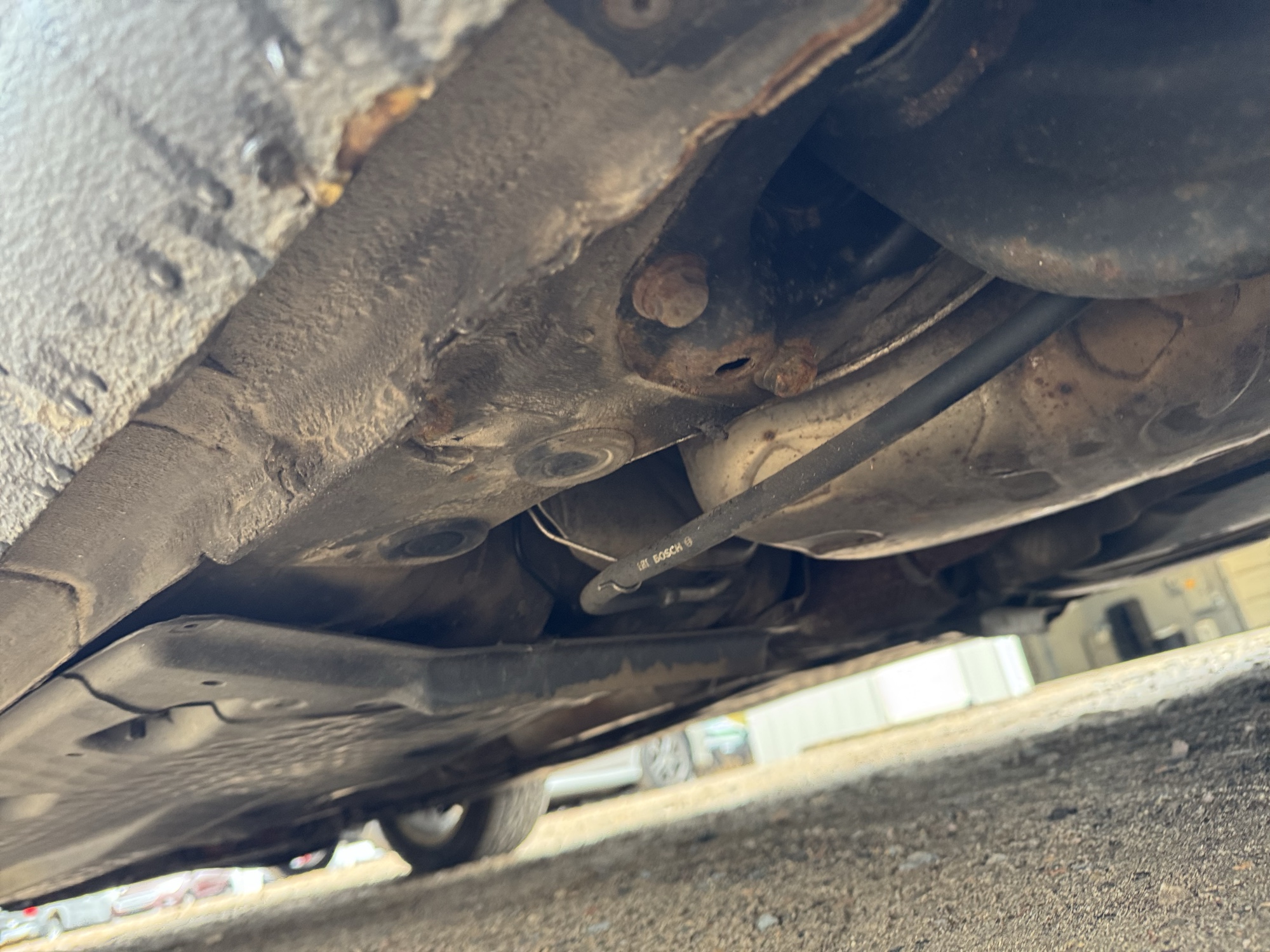 2008 volkswagen jetta se with 201453 miles for sale near Elk River, Minnesota 106886_18_undercar_rear_drv.jpg