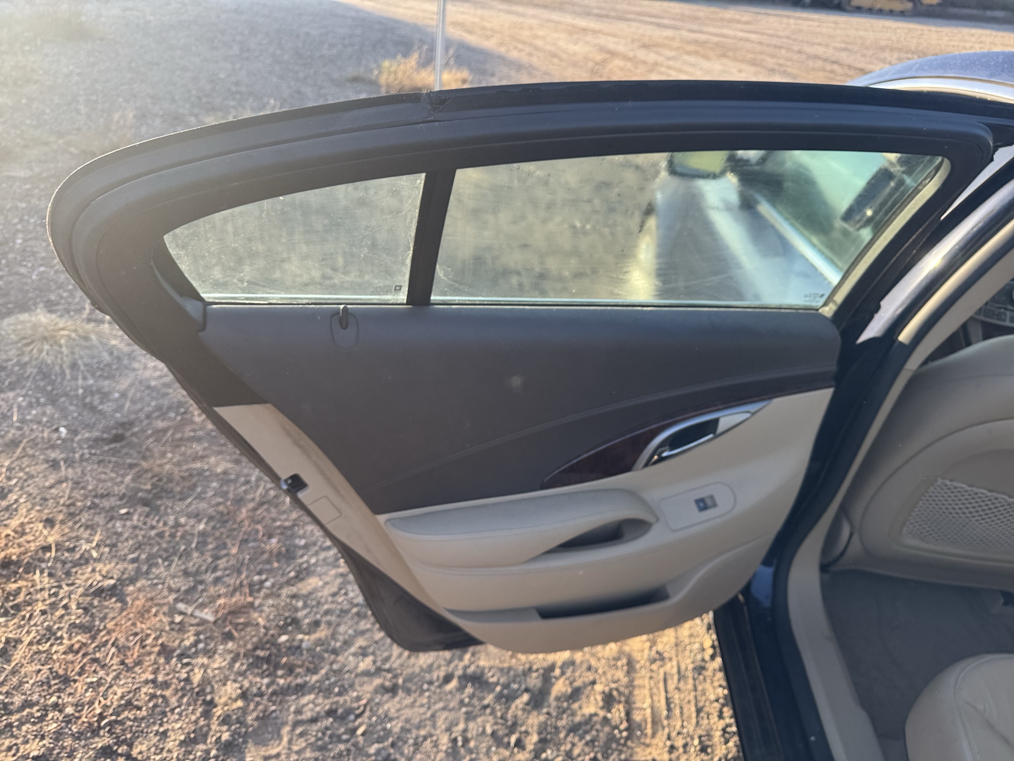 2011 buick lacrosse cxl-fwd for sale near Elk River, Minnesota 106887_25_drv_rear_door_panel.jpg