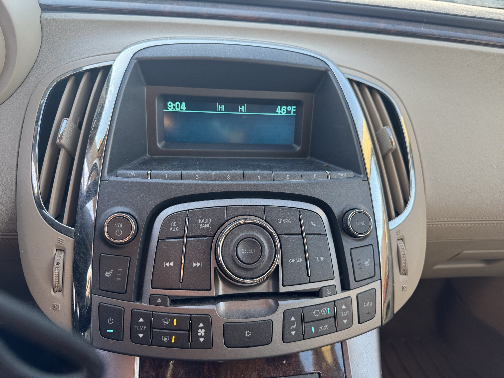 2011 buick lacrosse cxl-fwd for sale near Elk River, Minnesota 106887_39_radio_closeup.jpg