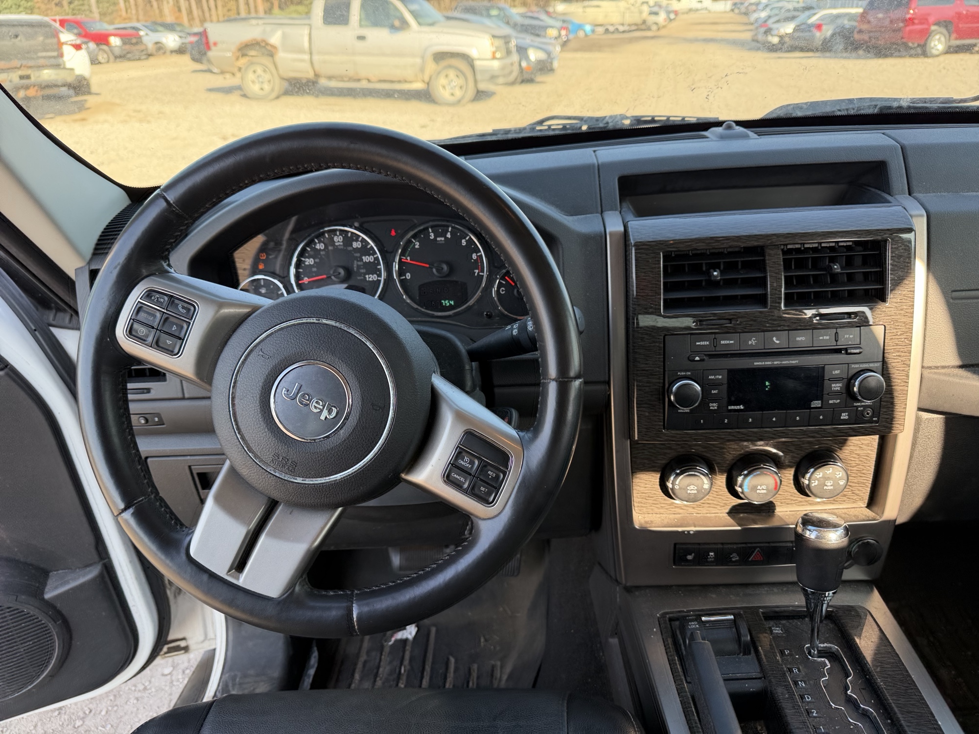 2012 jeep liberty limited-jet-4wd with 196754 miles for sale near Elk River, Minnesota 106888_33_dash_from_driver.jpg