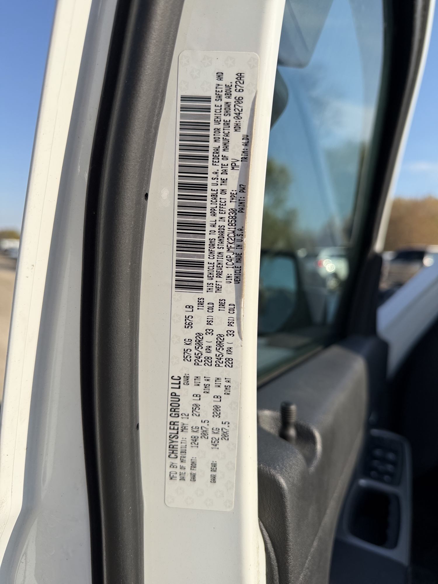 2012 jeep liberty limited-jet-4wd with 196754 miles for sale near Elk River, Minnesota 106888_47_door_vin_sticker.jpg