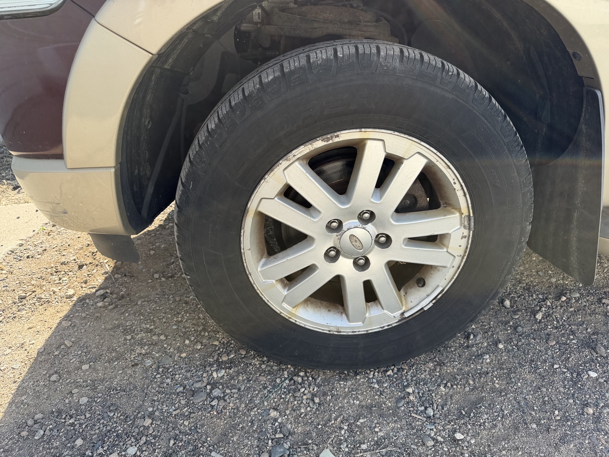 2008 ford explorer eddie-bauer-4.0l-4wd with 266582 miles for sale near Elk River, Minnesota 106889_12_drv_front_wheel.jpg