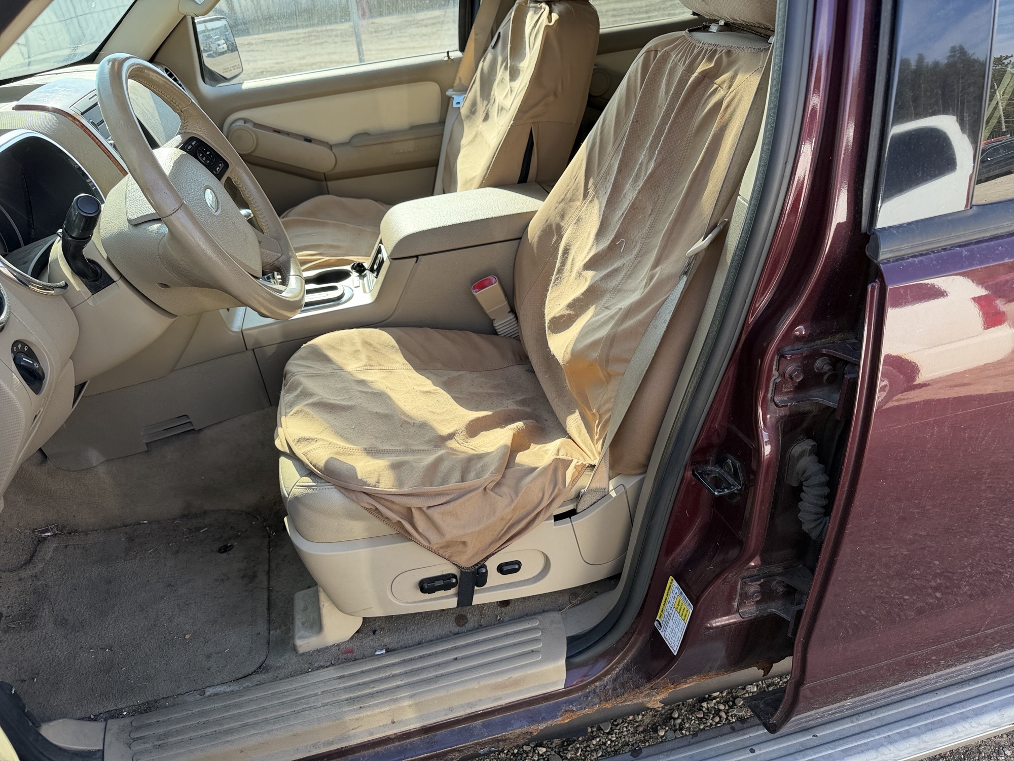2008 ford explorer eddie-bauer-4.0l-4wd with 266582 miles for sale near Elk River, Minnesota 106889_22_driver_seat.jpg