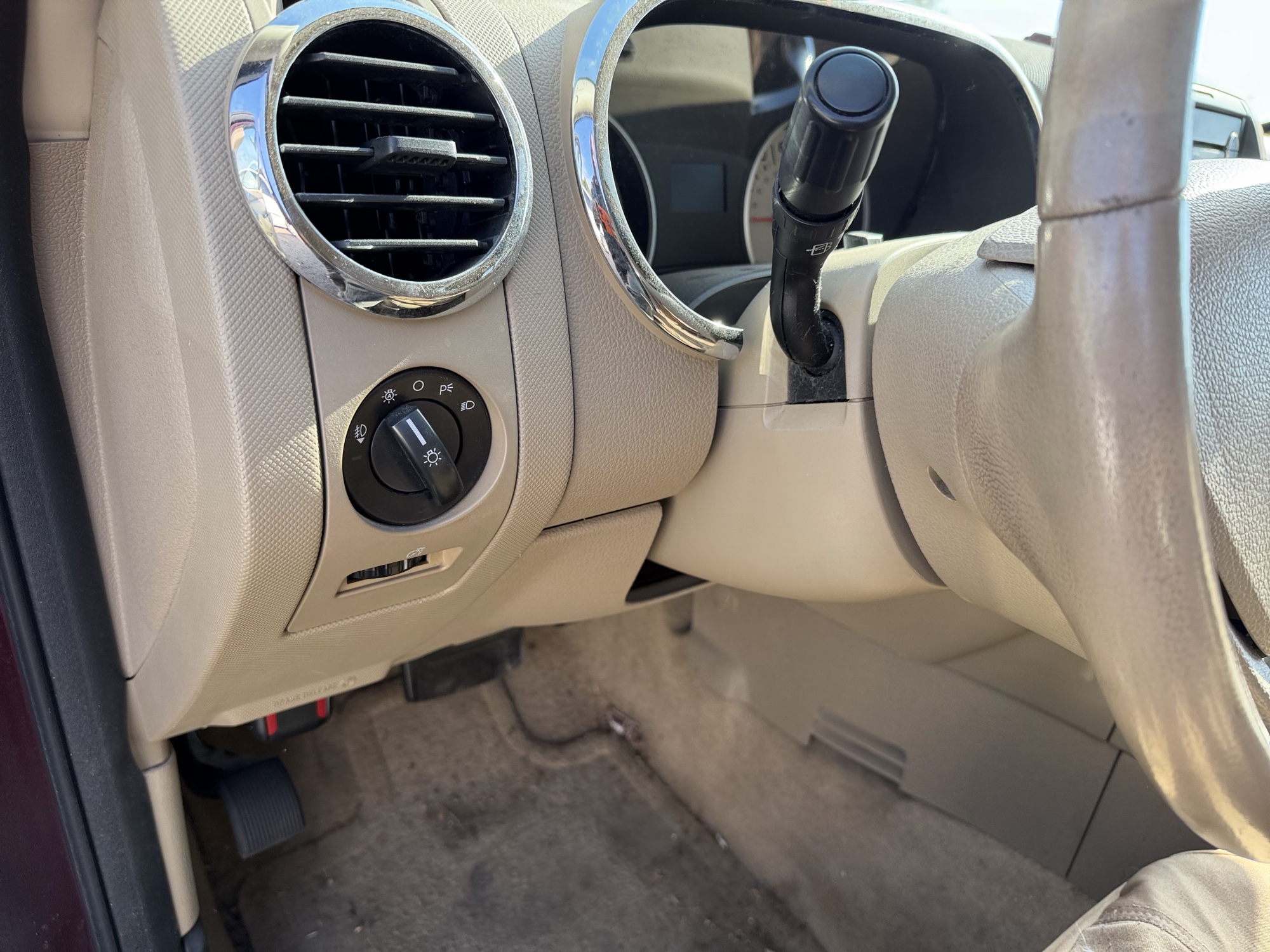 2008 ford explorer eddie-bauer-4.0l-4wd with 266582 miles for sale near Elk River, Minnesota 106889_37_left_of_steering_wheel.jpg