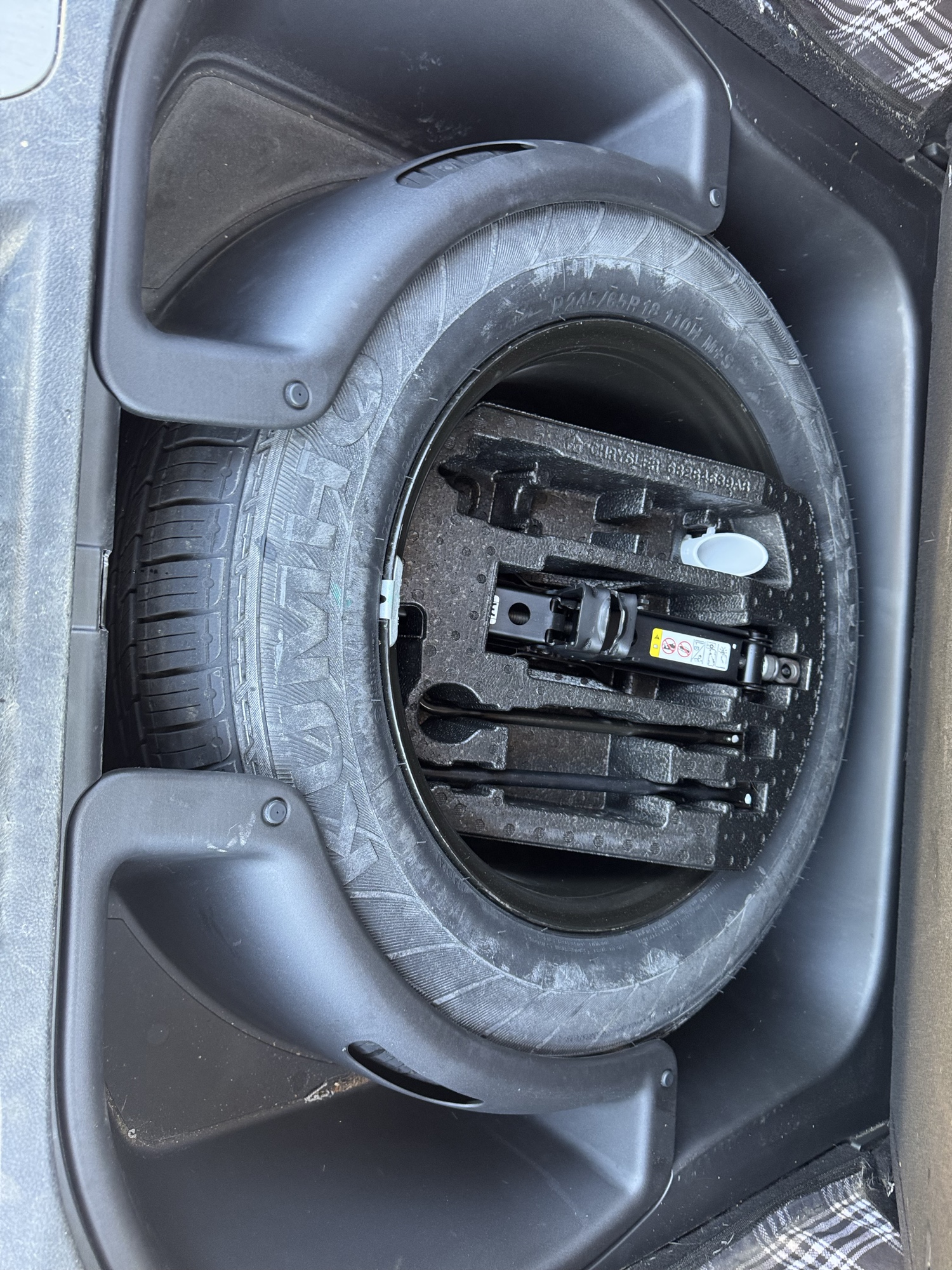 2018 jeep grand-cherokee with 253786 miles for sale near Elk River, Minnesota 106890_27_spare_tire.jpg