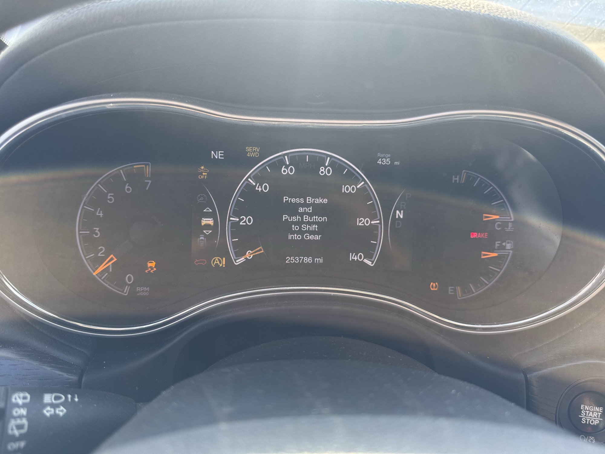 2018 jeep grand-cherokee with 253786 miles for sale near Elk River, Minnesota 106890_43_gauge_cluster.jpg