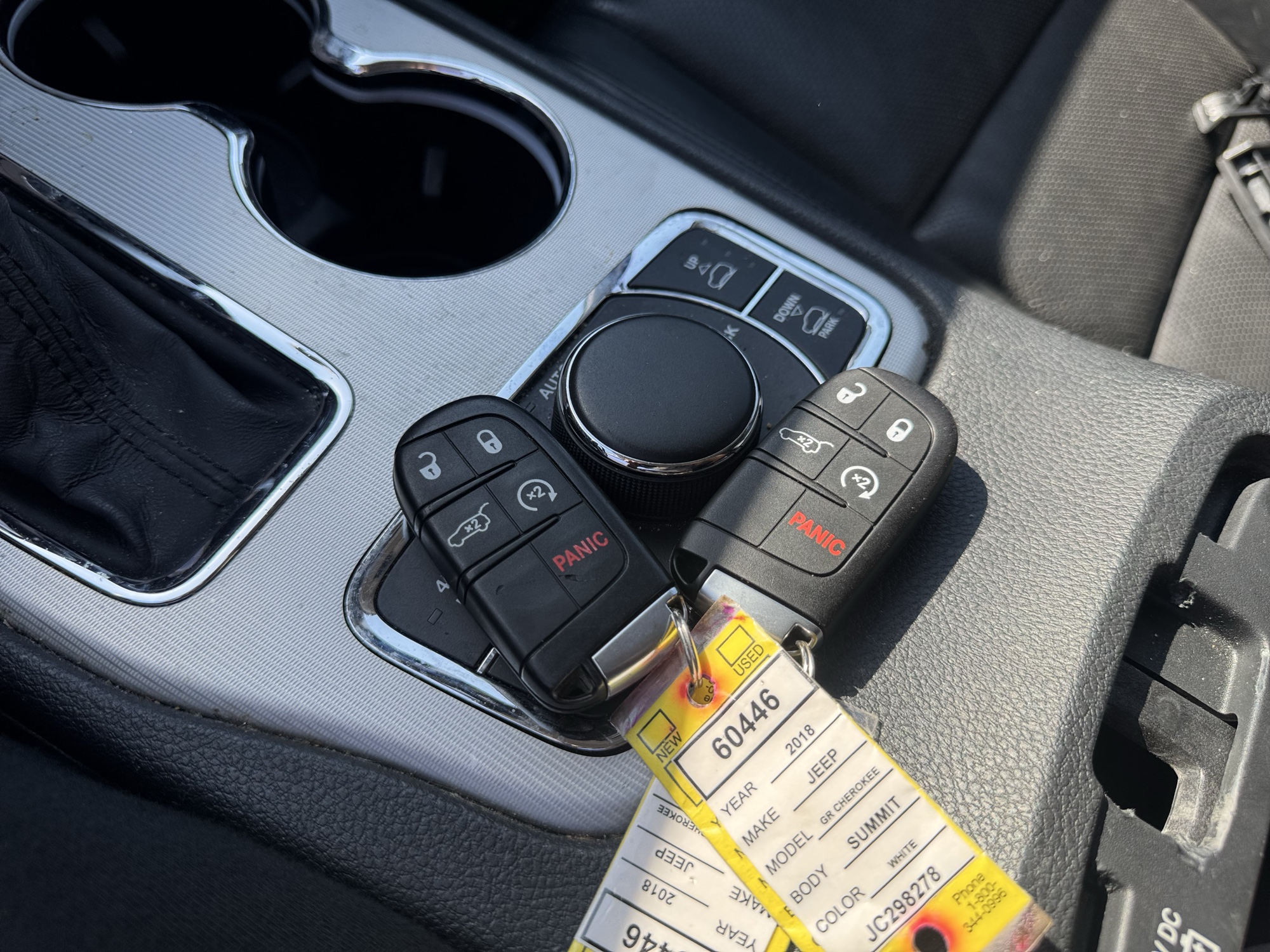 2018 jeep grand-cherokee with 253786 miles for sale near Elk River, Minnesota 106890_51_keys.jpg