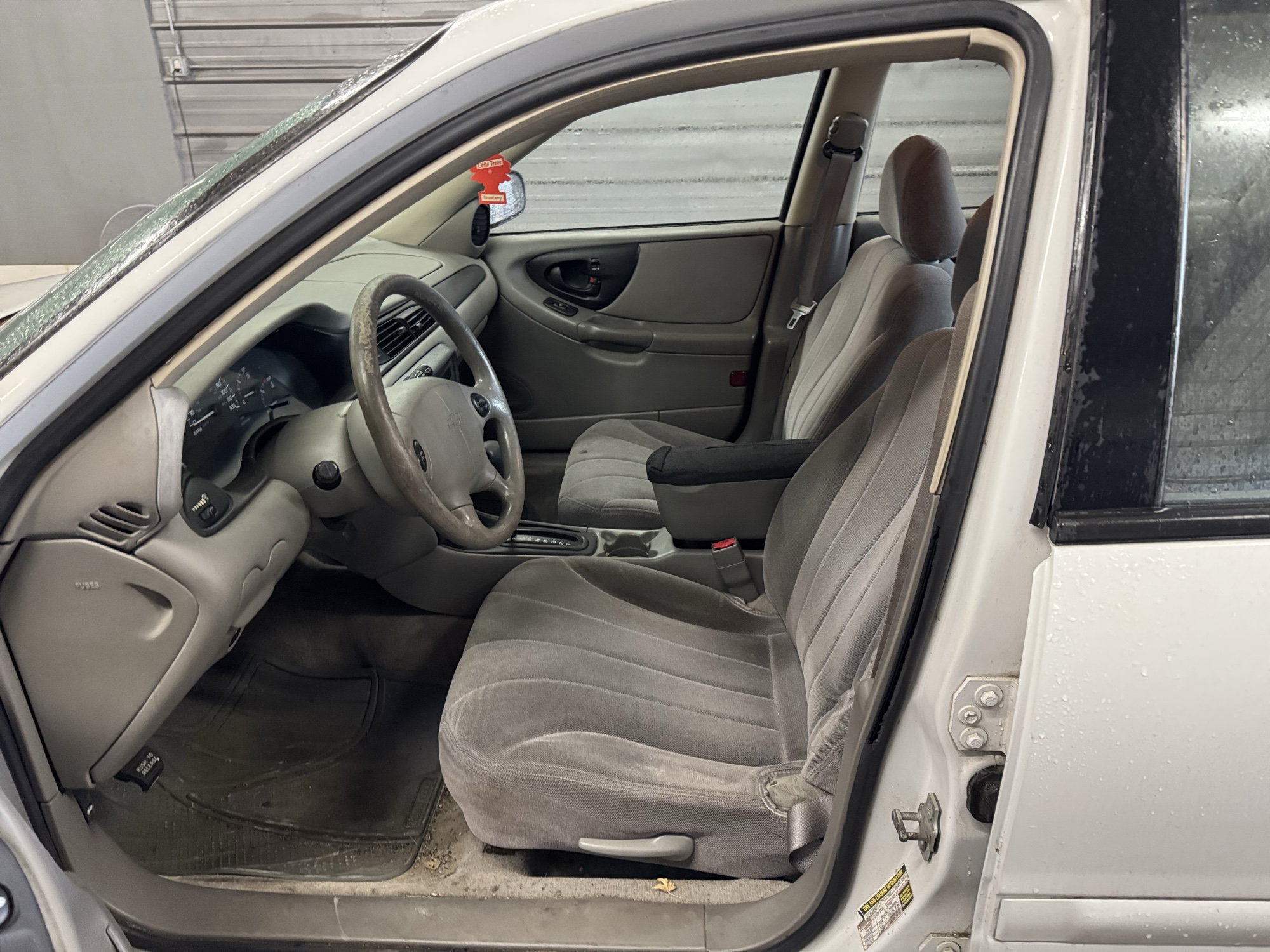 2005 chevrolet classic fleet with 193419 miles for sale near Elk River, Minnesota 106892_22_driver_seat.jpg