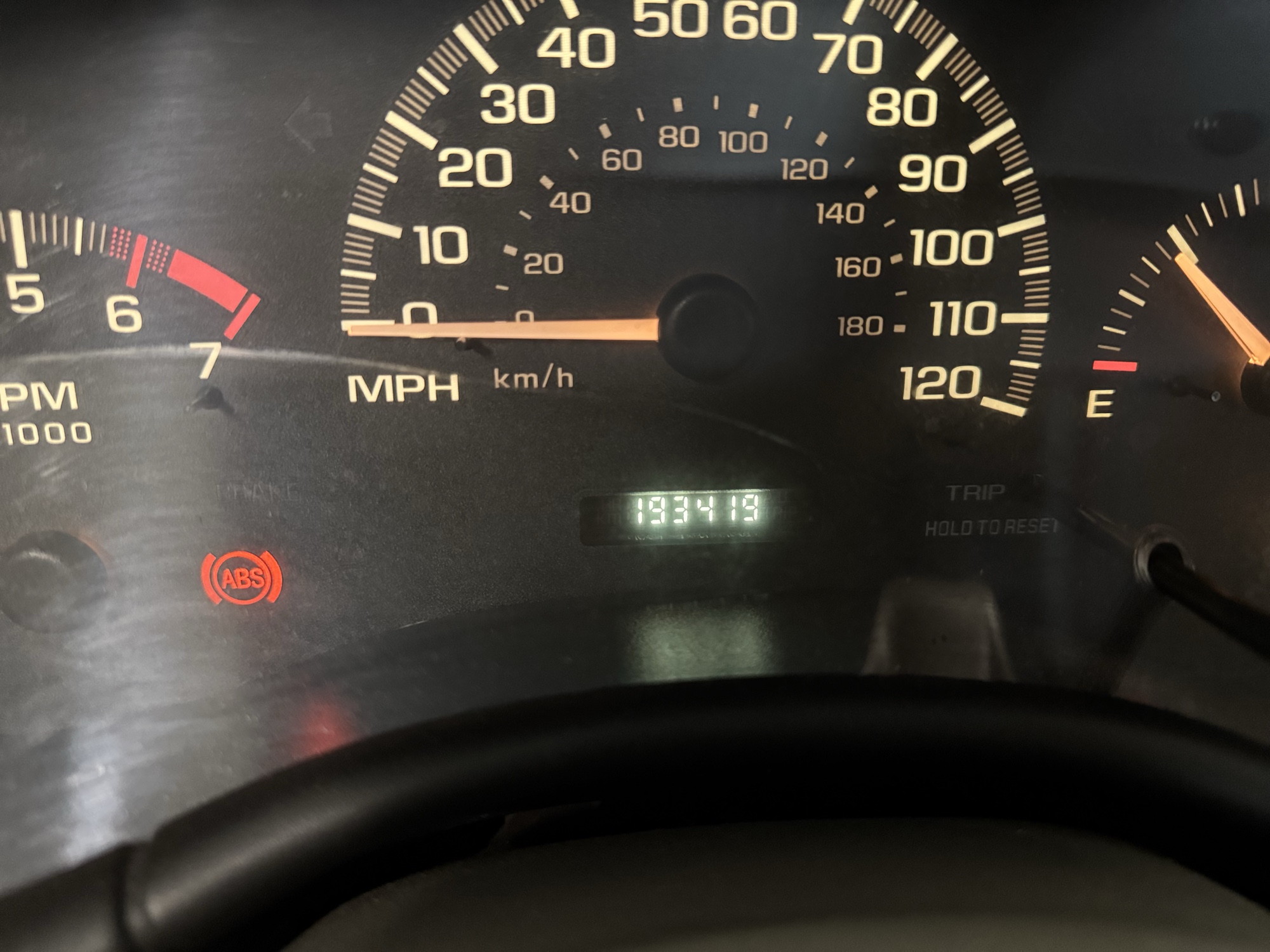 2005 chevrolet classic fleet with 193419 miles for sale near Elk River, Minnesota 106892_44_mileage_closeup.jpg