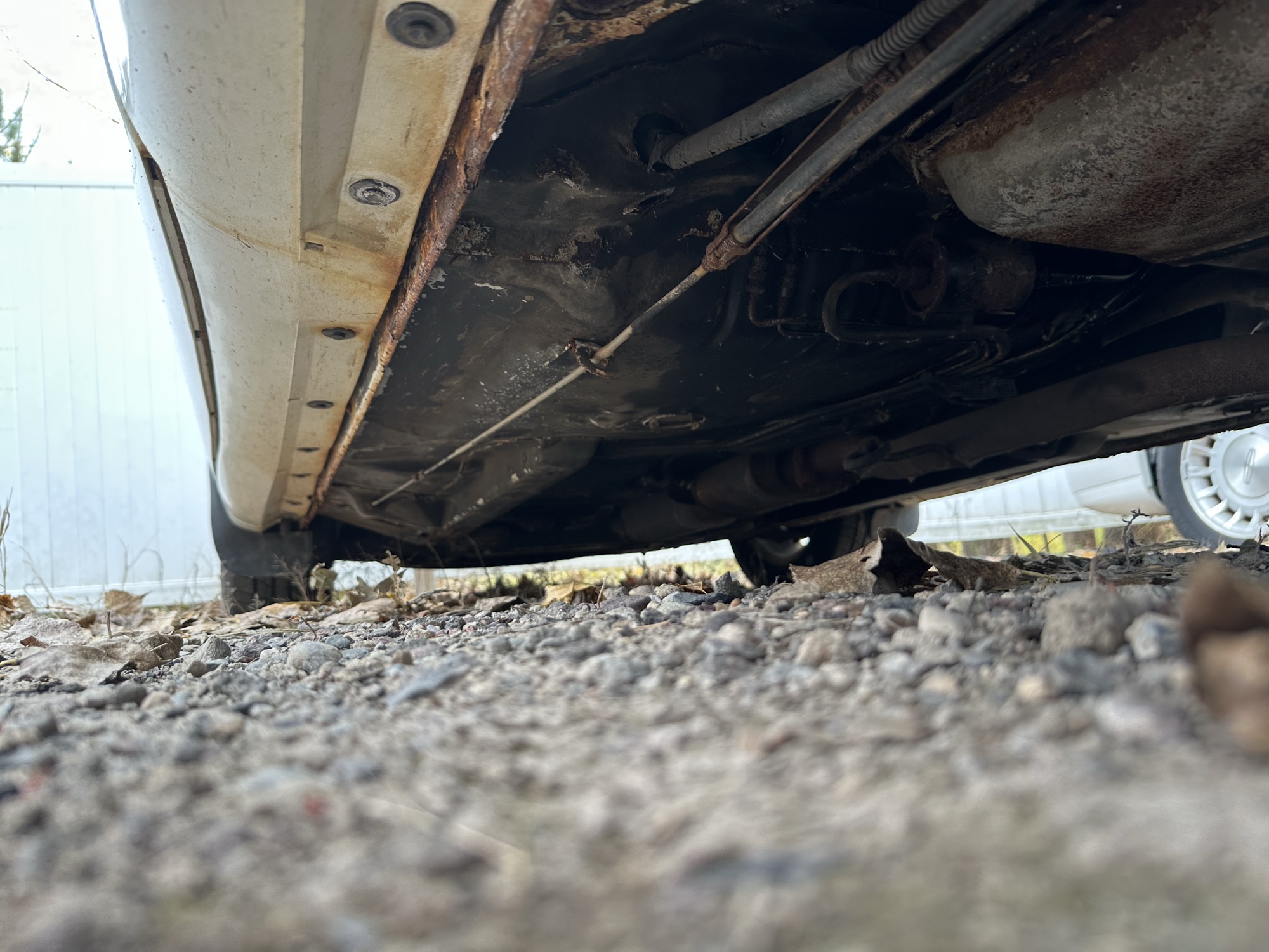 1998 chevrolet monte-carlo z34 with 259540 miles for sale near Elk River, Minnesota 106893_18_undercar_rear_drv.jpg