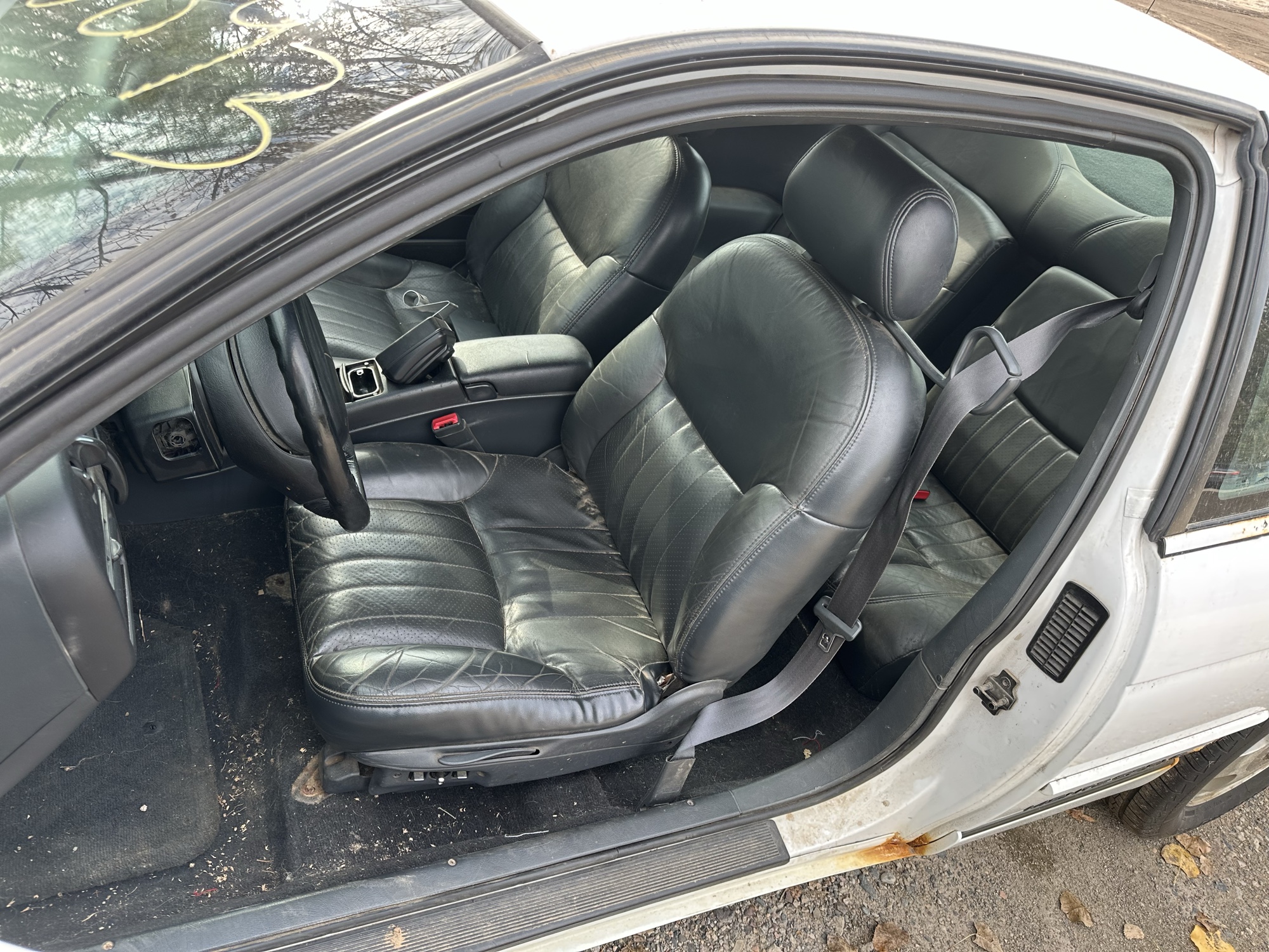 1998 chevrolet monte-carlo z34 with 259540 miles for sale near Elk River, Minnesota 106893_22_driver_seat.jpg