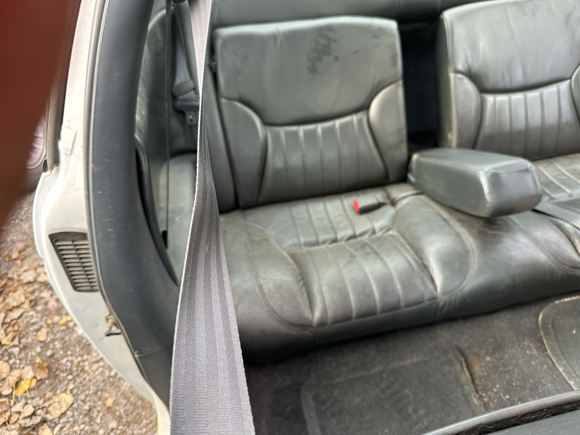 1998 chevrolet monte-carlo z34 with 259540 miles for sale near Elk River, Minnesota 106893_28_pass_rear_seat.jpg