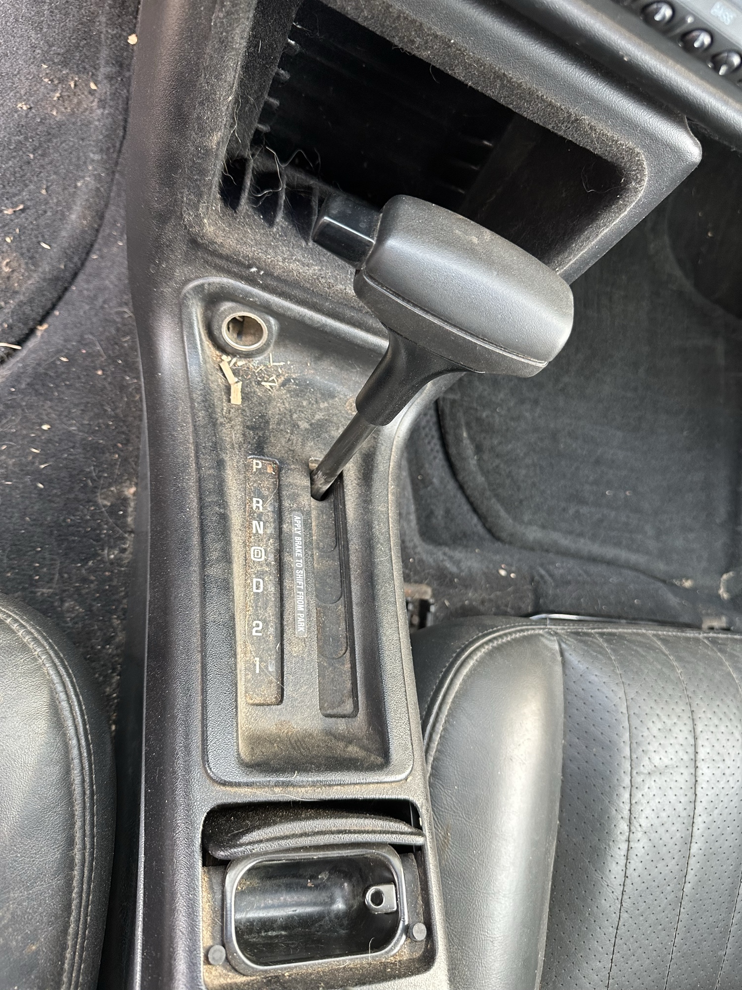 1998 chevrolet monte-carlo z34 with 259540 miles for sale near Elk River, Minnesota 106893_41_shifter.jpg
