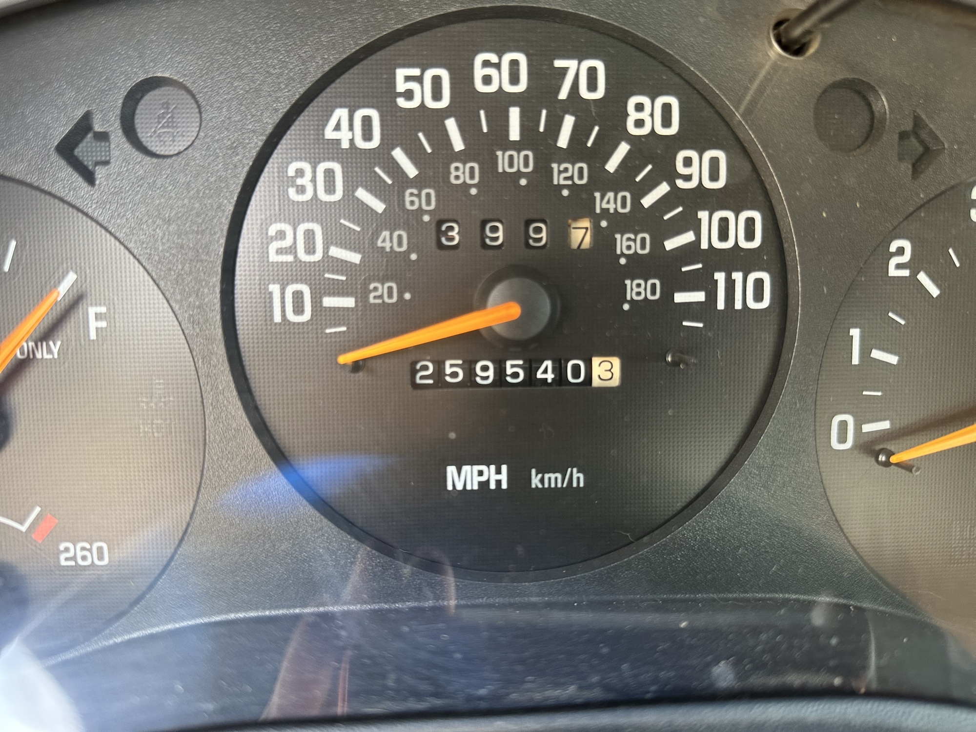 1998 chevrolet monte-carlo z34 with 259540 miles for sale near Elk River, Minnesota 106893_44_mileage_closeup.jpg