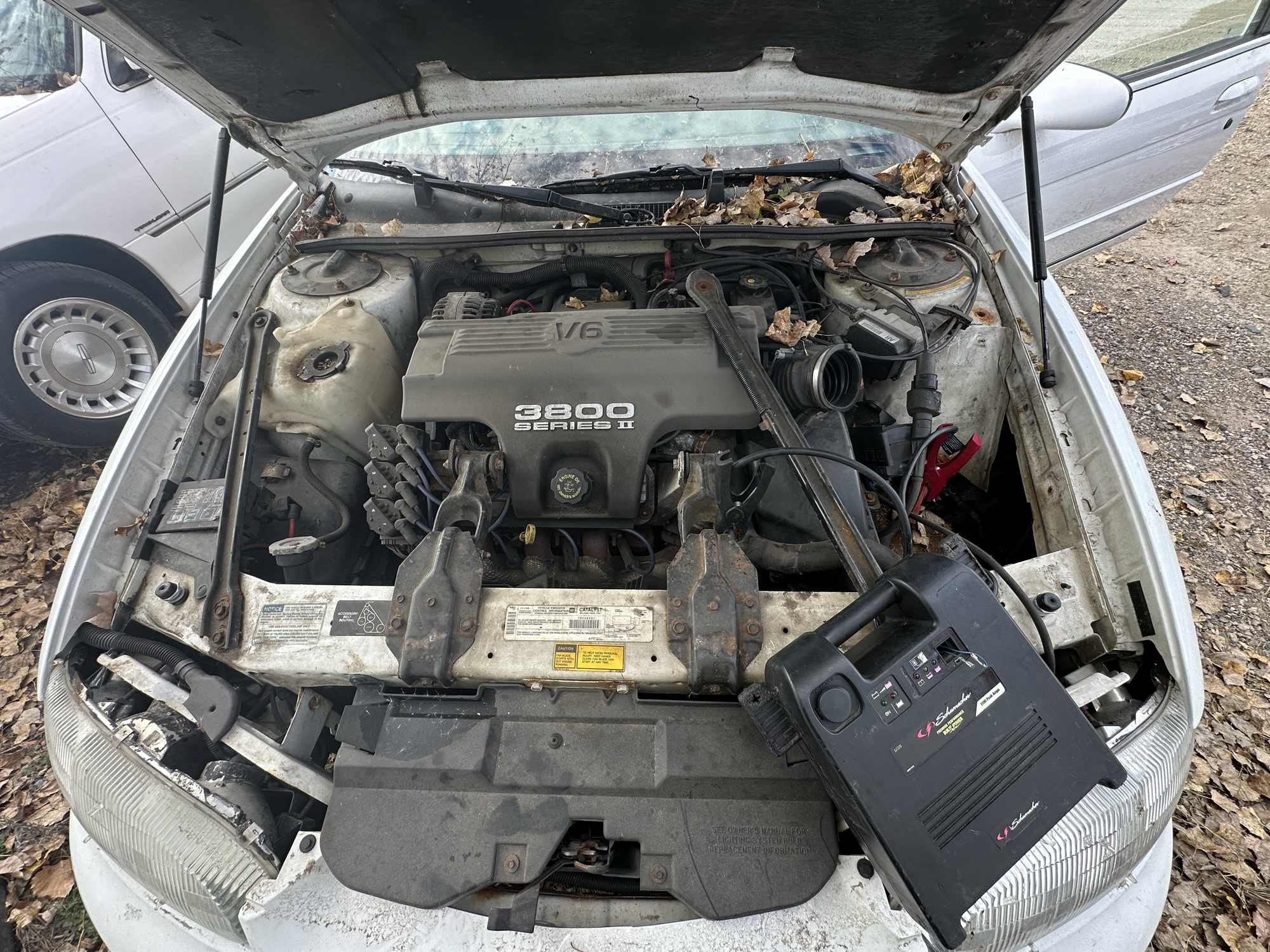 1998 chevrolet monte-carlo z34 with 259540 miles for sale near Elk River, Minnesota 106893_49_engine_bay.jpg