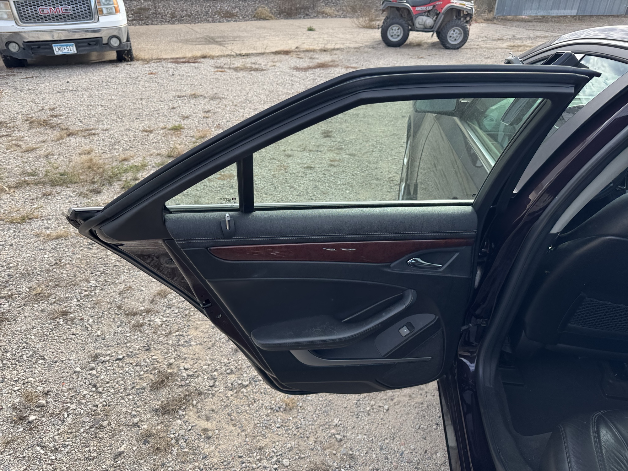 2009 cadillac cts 3.6l-sidi-awd with 302214 miles for sale near Elk River, Minnesota 106894_25_drv_rear_door_panel.jpg
