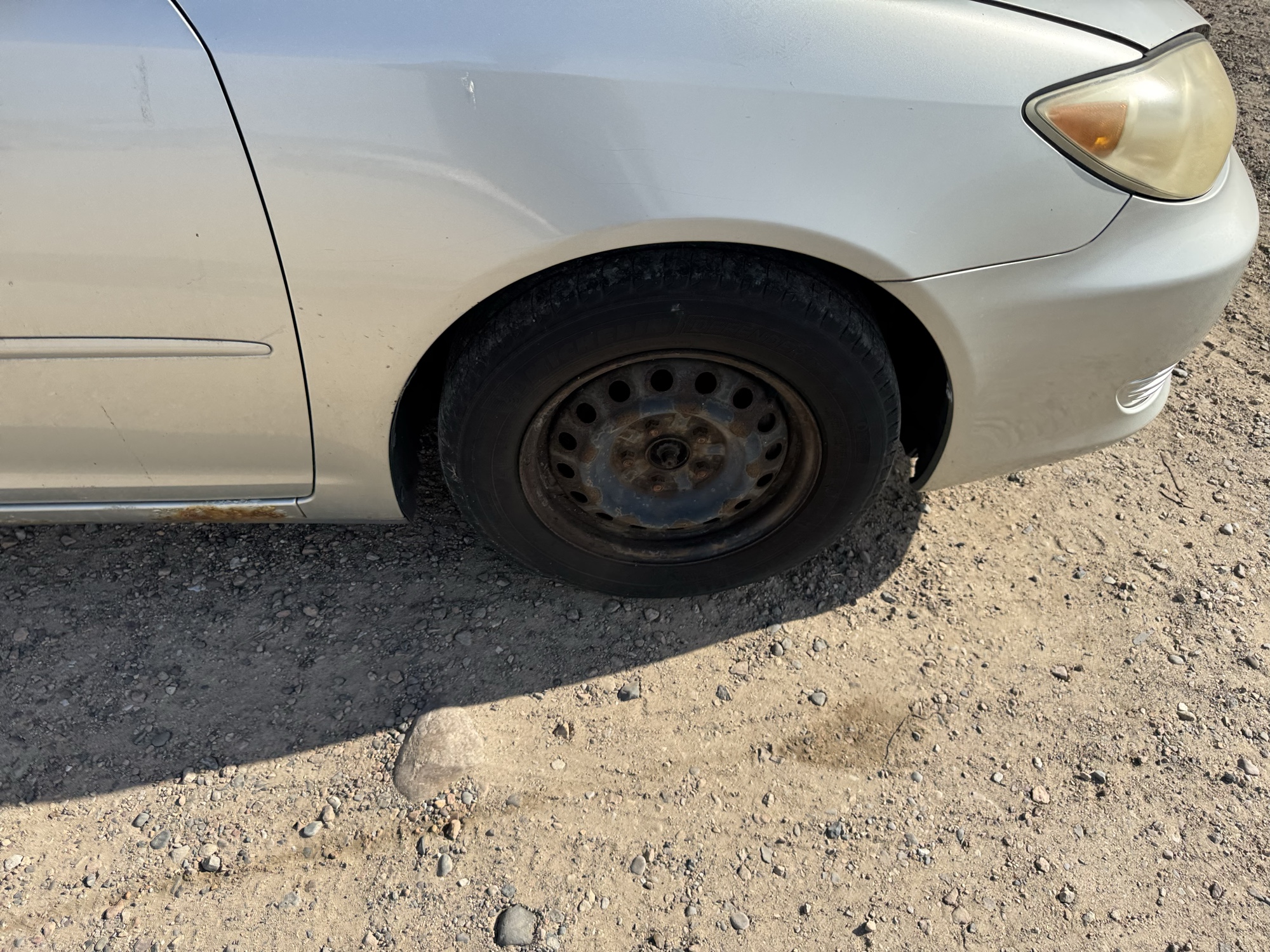 2006 toyota camry le with 213927 miles for sale near Elk River, Minnesota 106895_15_front_pass_wheel.jpg