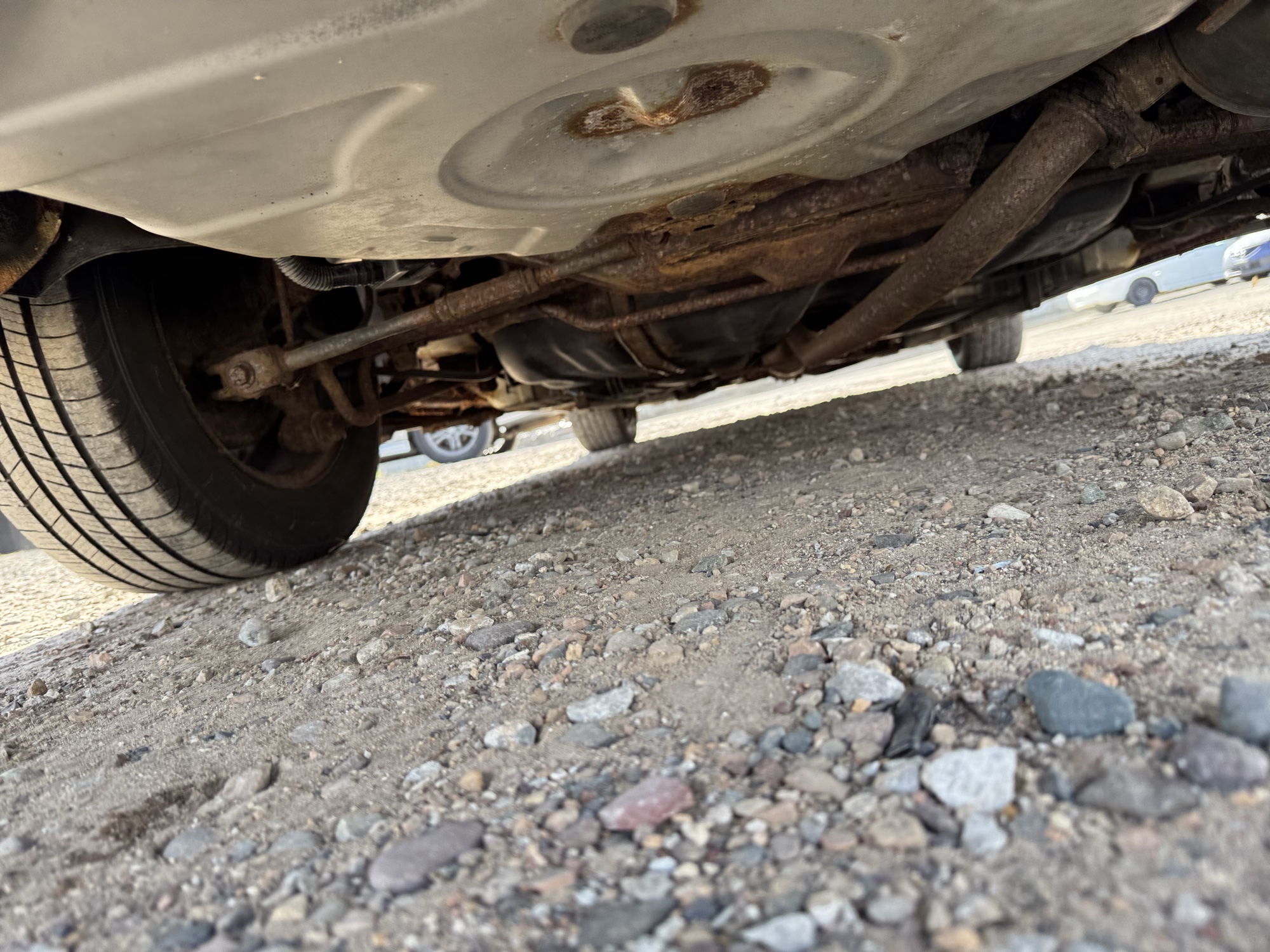 2006 toyota camry le with 213927 miles for sale near Elk River, Minnesota 106895_19_undercar_rear.jpg