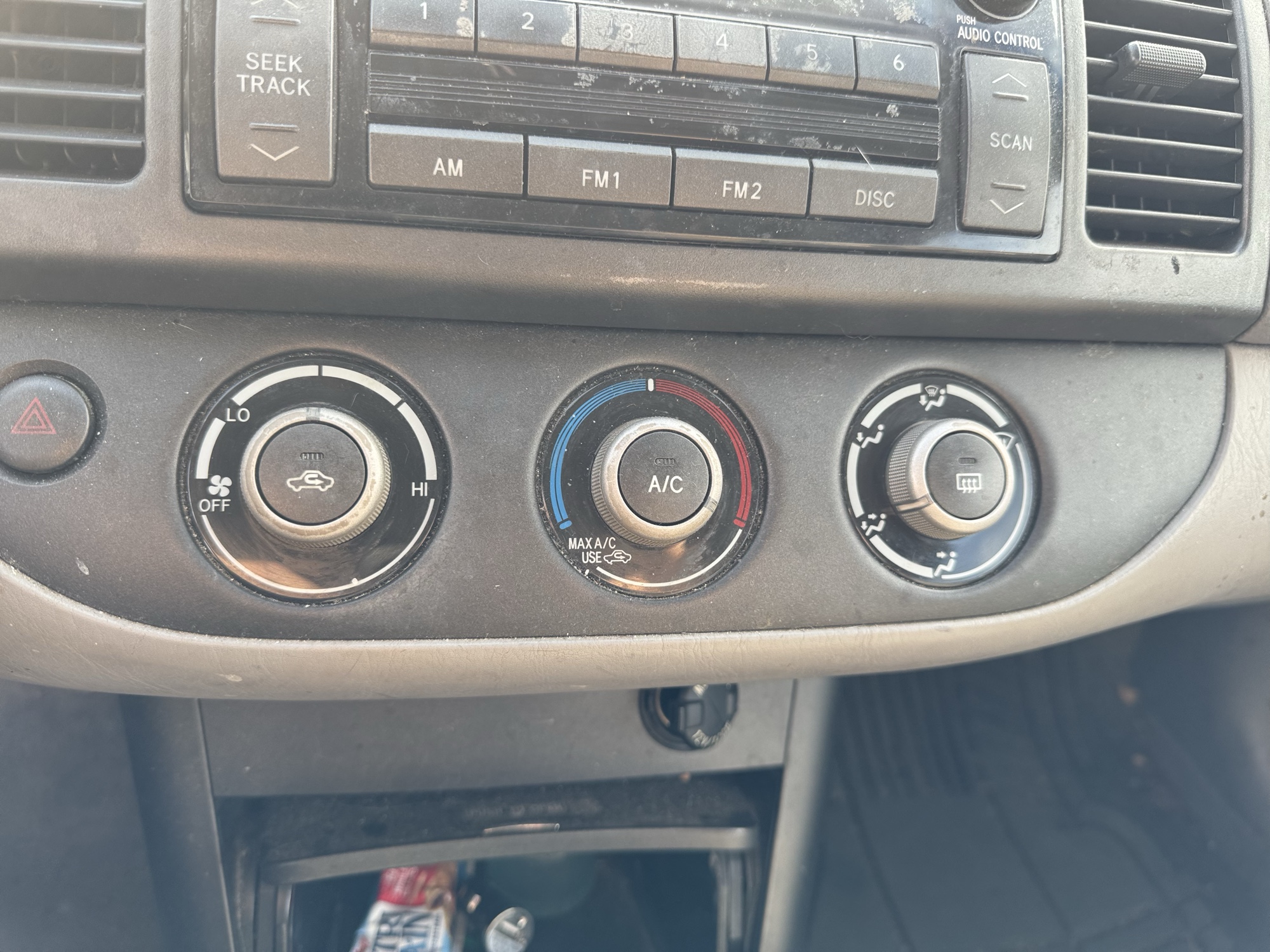 2006 toyota camry le with 213927 miles for sale near Elk River, Minnesota 106895_40_climate_control.jpg